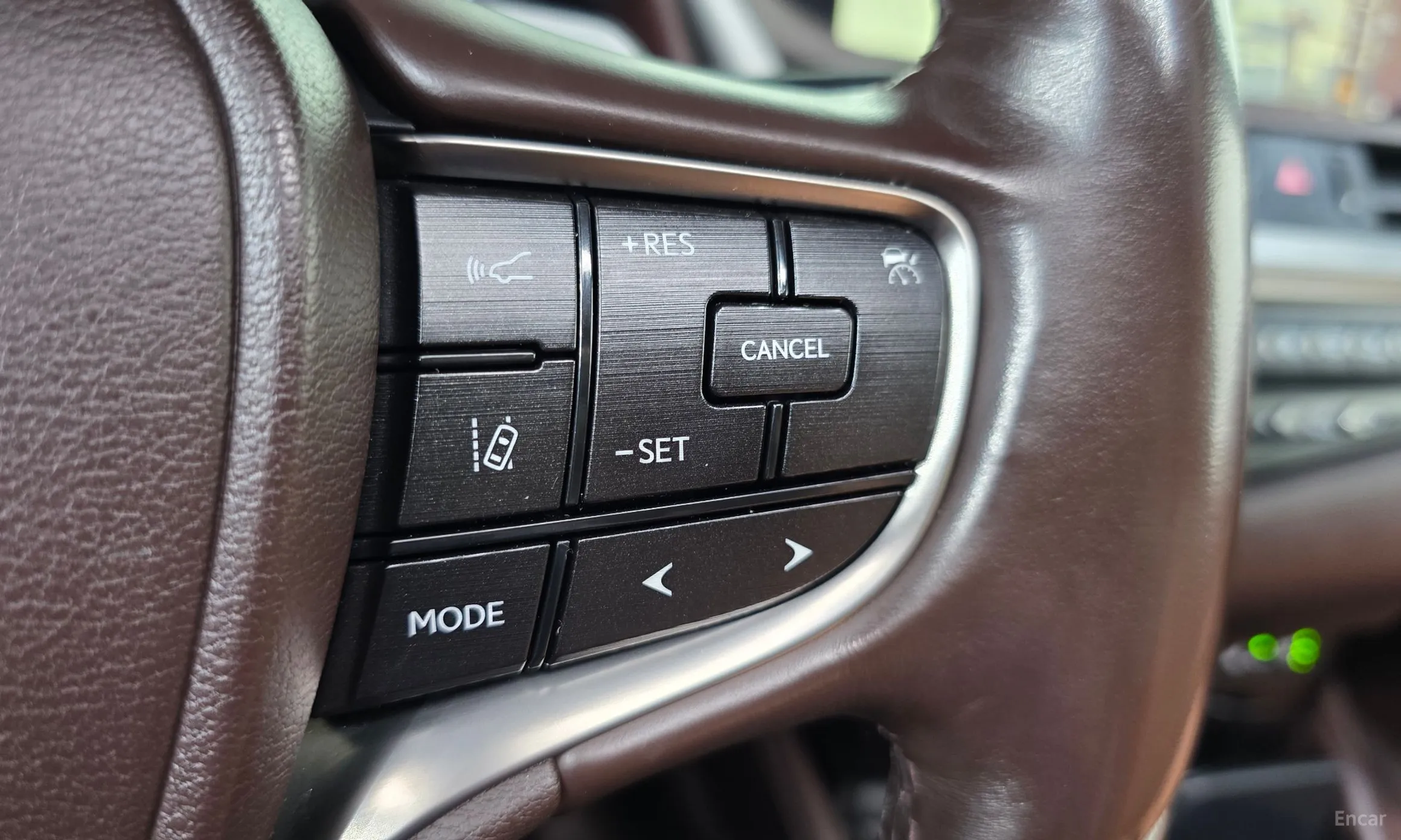 Lexus ES300h 7th Generation превью 19