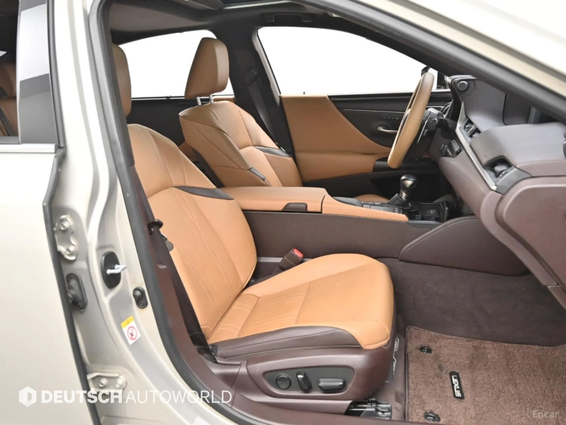 Lexus ES300h 7th Generation превью 10