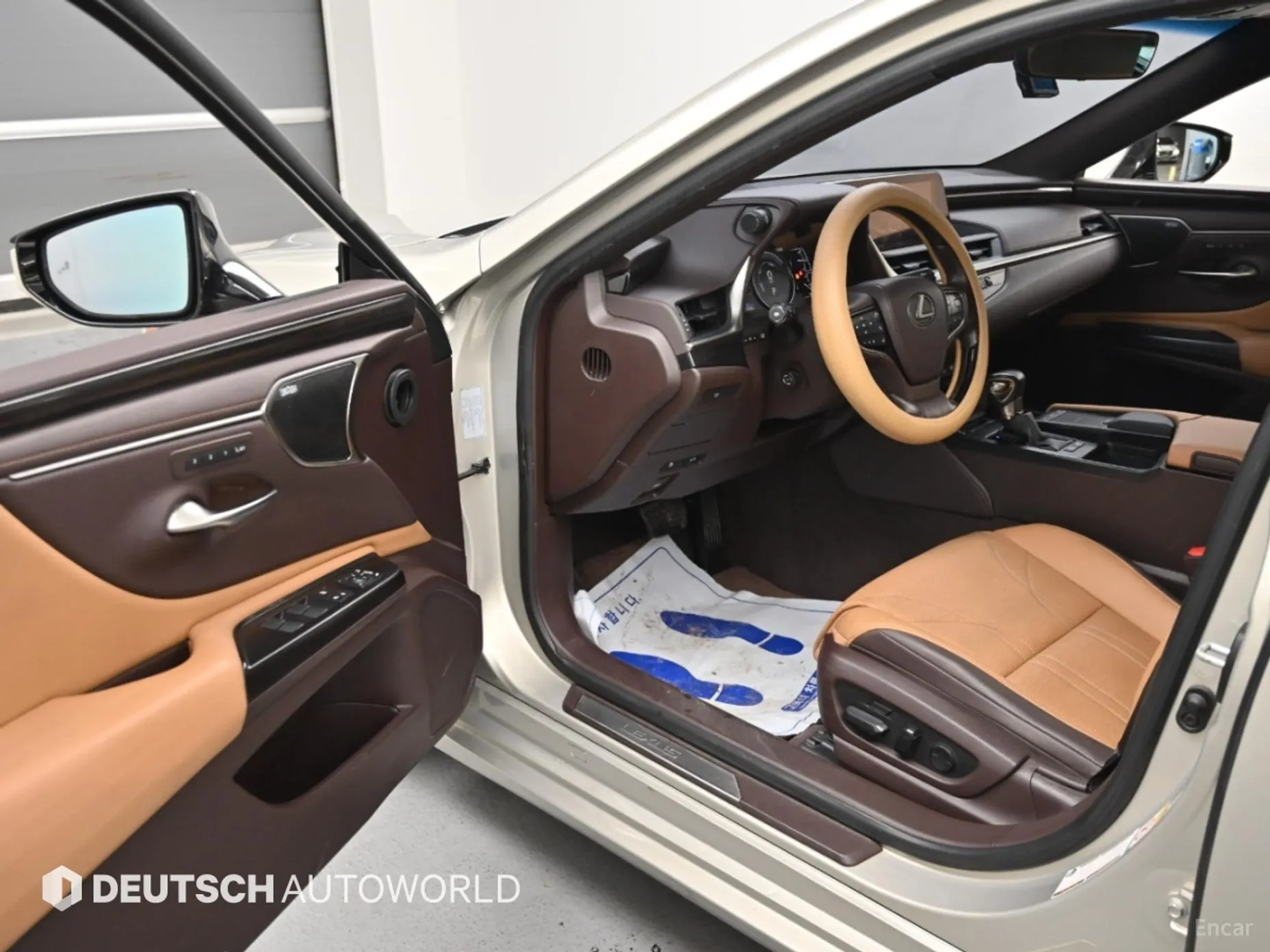 Lexus ES300h 7th Generation превью 11