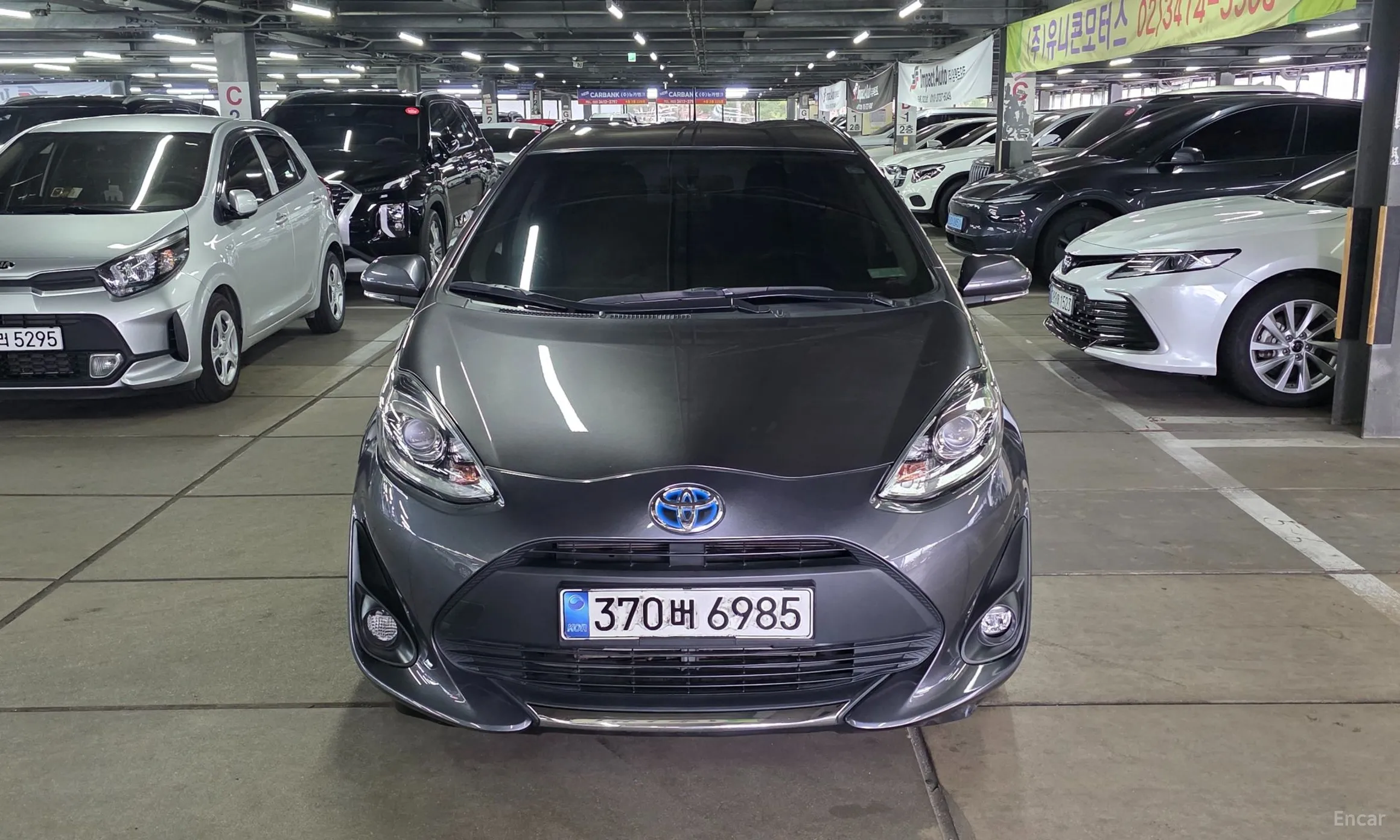 Toyota Prius C превью 18