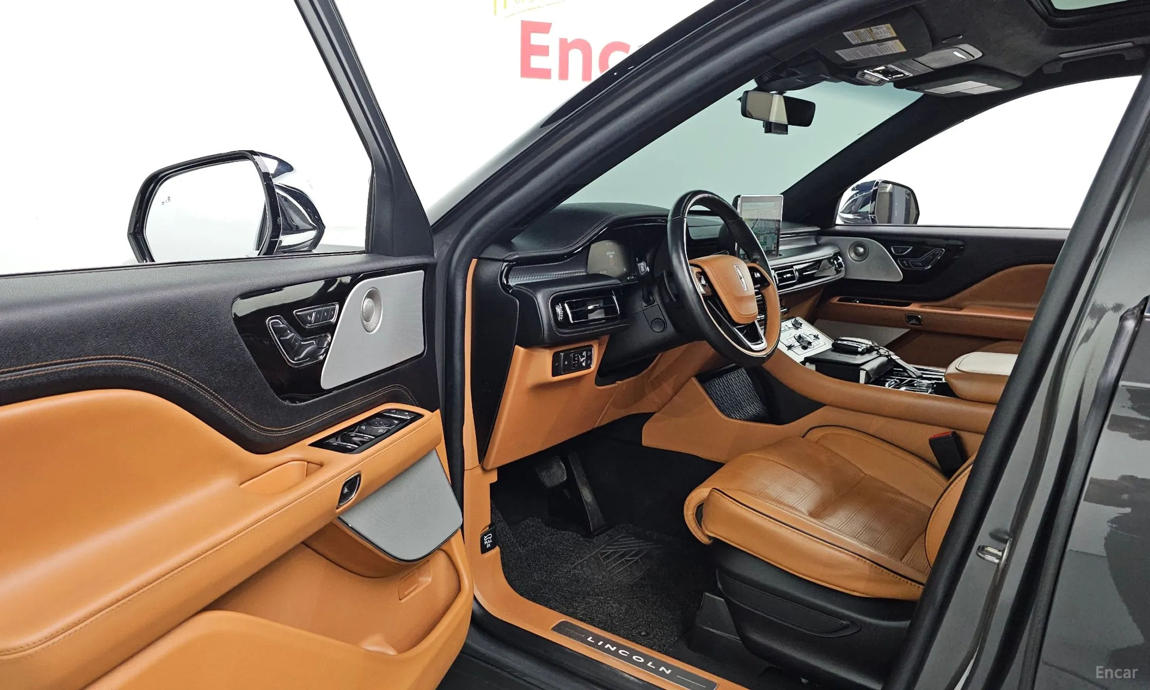 Lincoln Aviator 2nd Generation превью 10