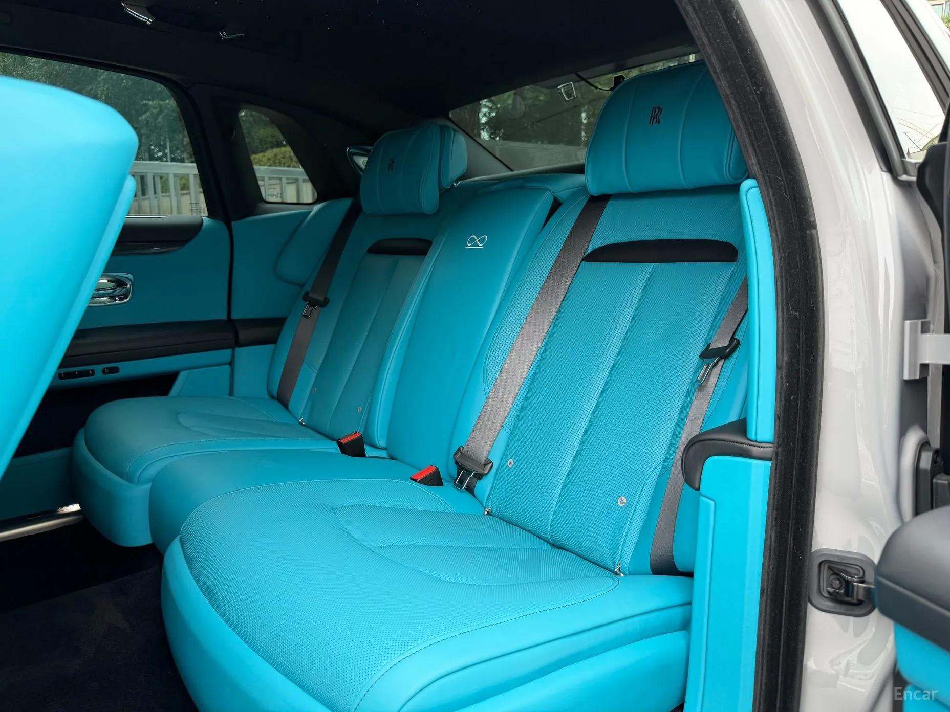 Rolls-Royce Ghost 2nd Generation превью 17