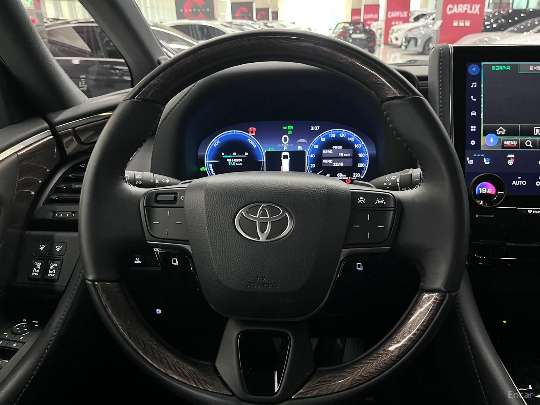 Toyota Alphard 4th Generation превью 13