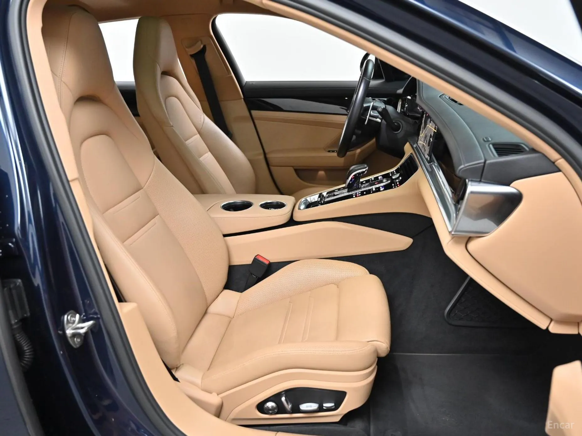 Porsche Panamera (971) превью 10