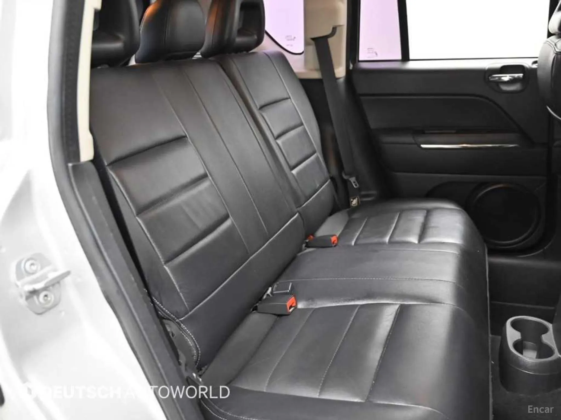 Jeep Compass превью 12