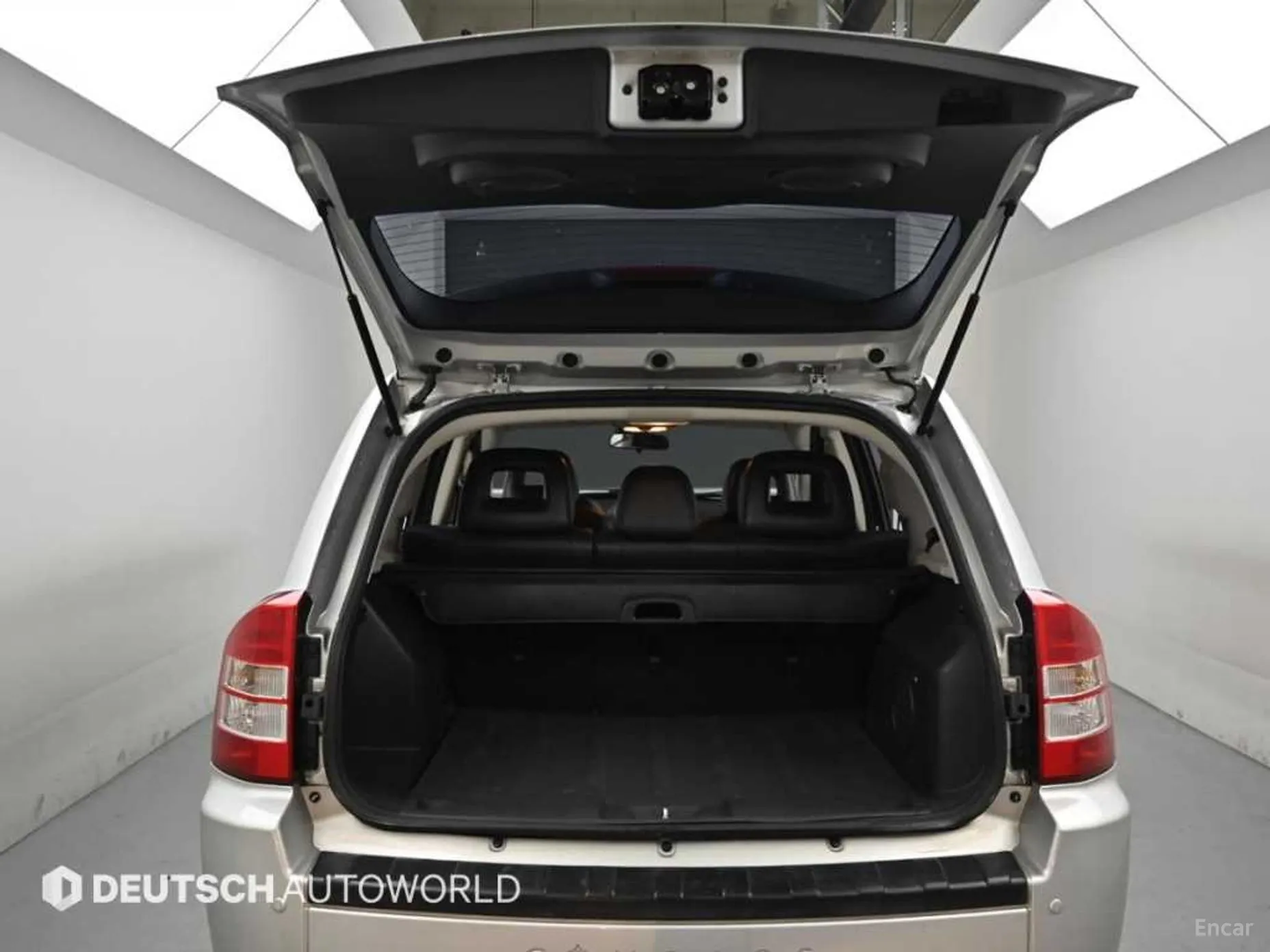 Jeep Compass превью 19