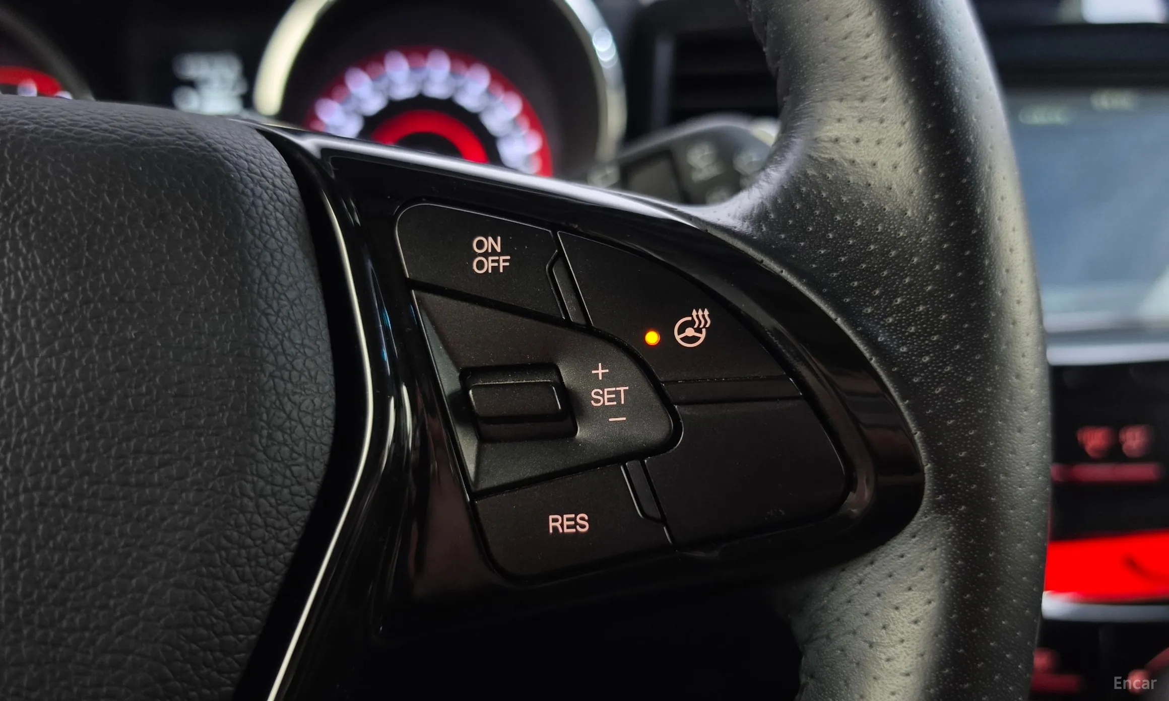 KG Mobility (SsangYong) Tivoli Air превью 16