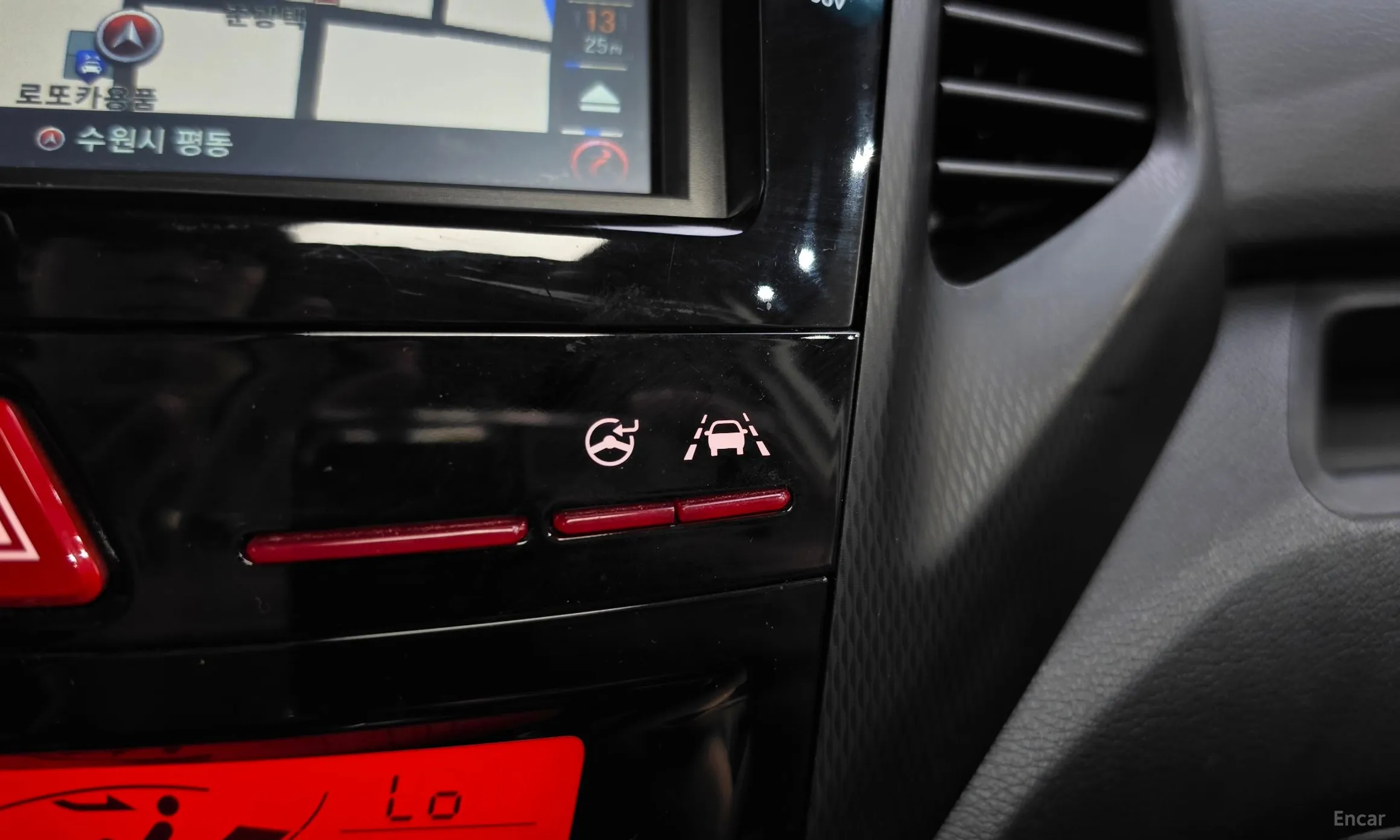 KG Mobility (SsangYong) Tivoli Air превью 18