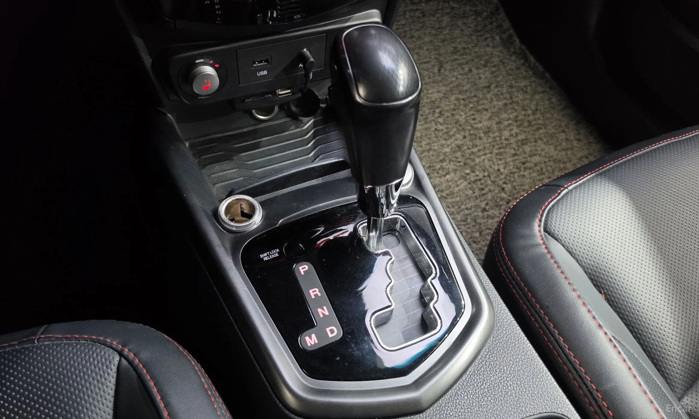 KG Mobility (SsangYong) Tivoli Air превью 9