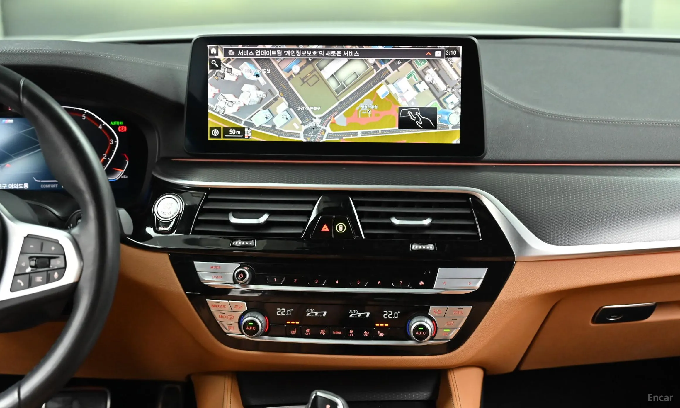 BMW 5 Series (G30) превью 14