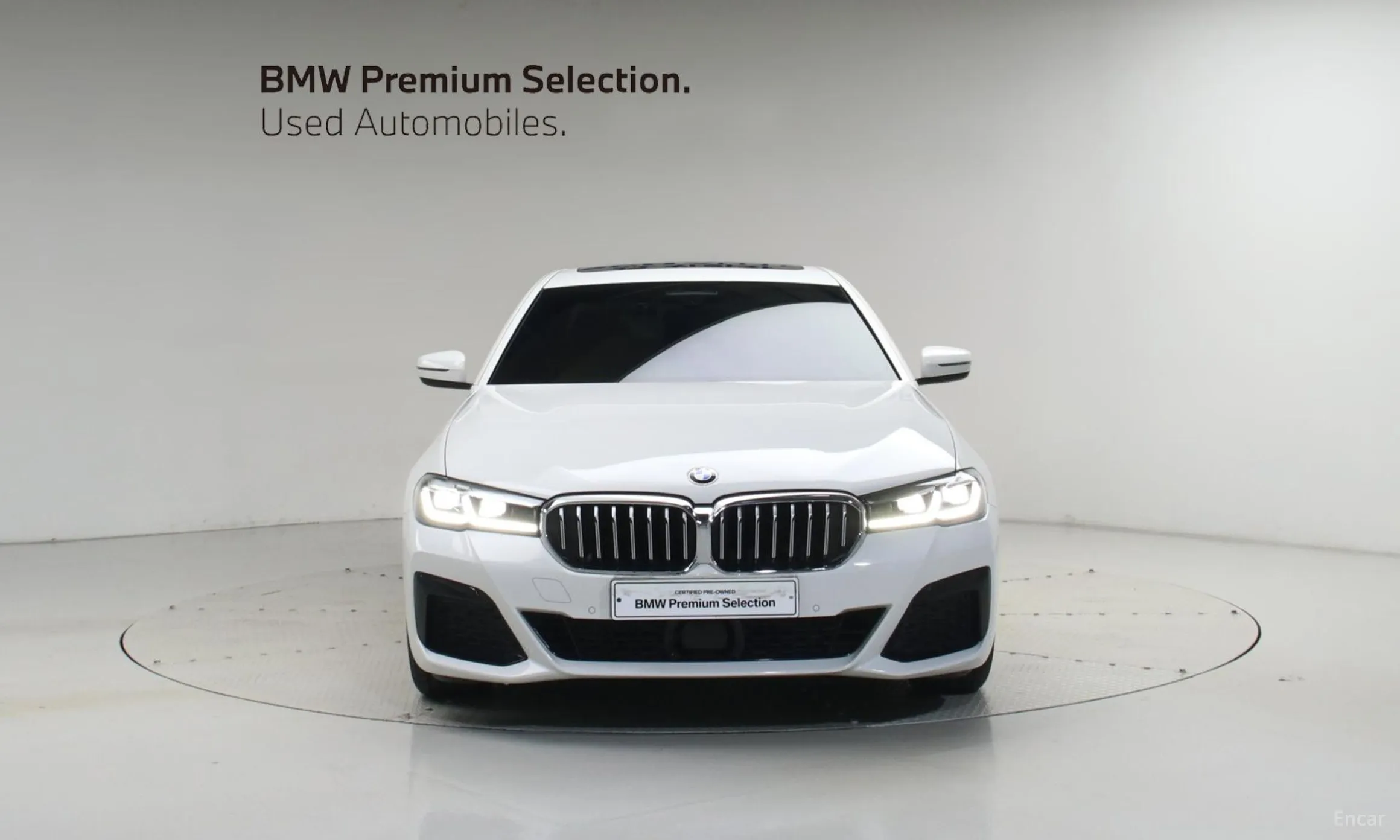 BMW 5 Series (G30) превью 3