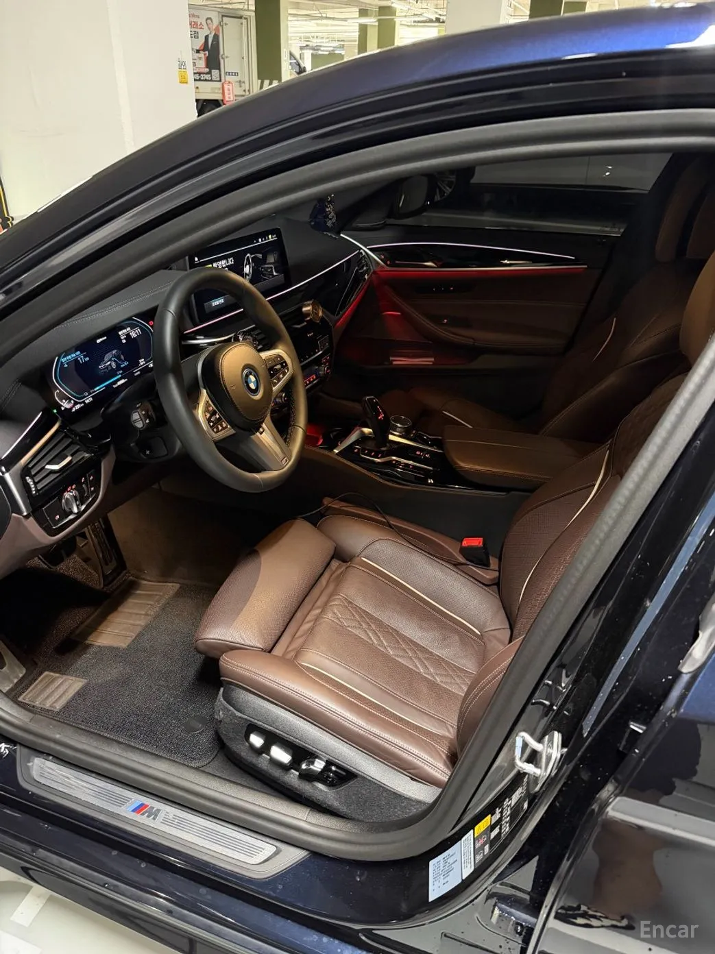 BMW 5 Series (G30) превью 4