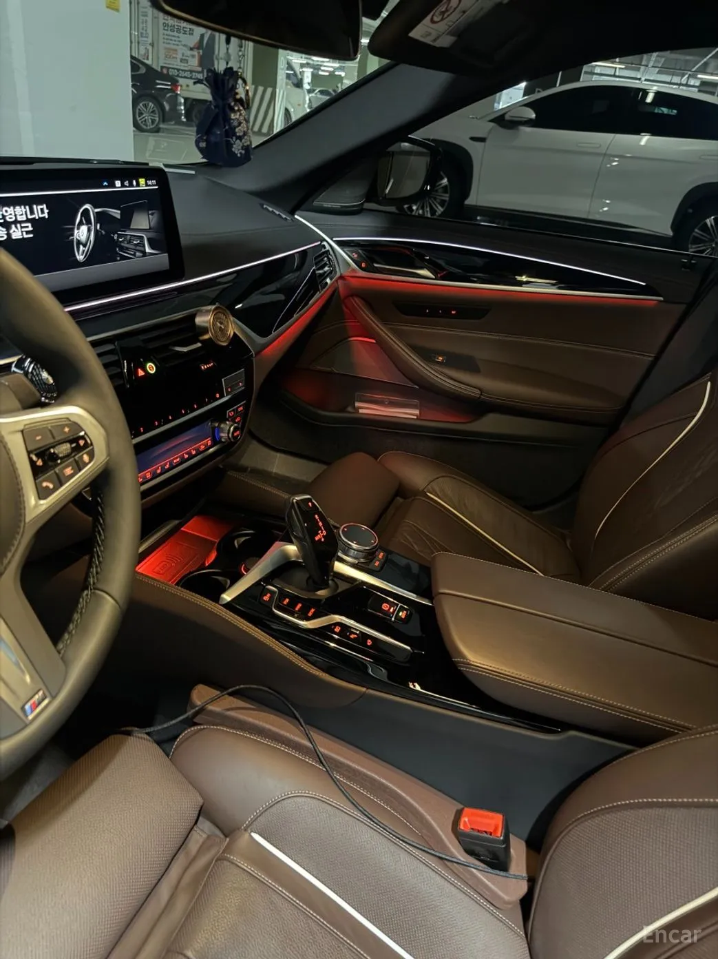 BMW 5 Series (G30) превью 5