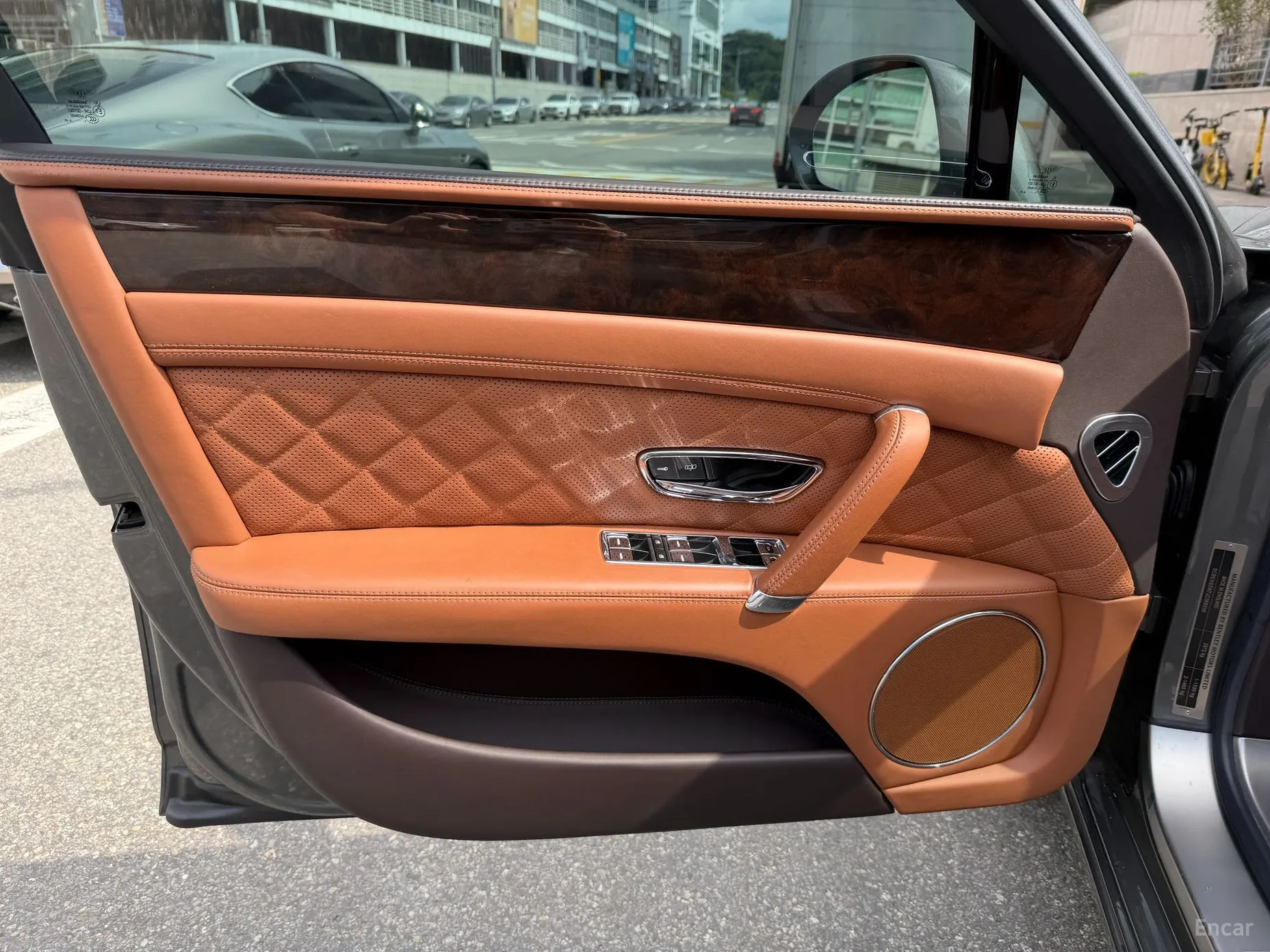 Bentley Flying Spur 2nd Generation превью 12