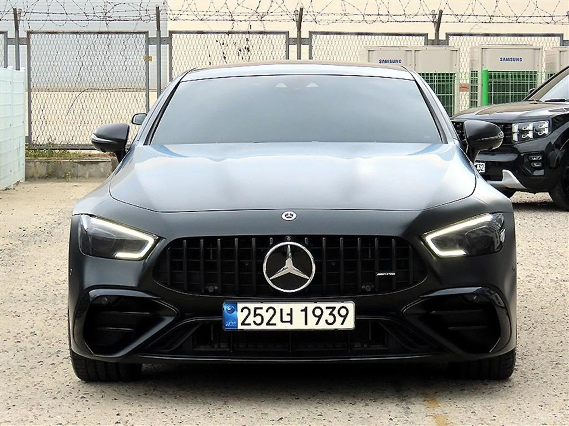 Mercedes Benz AMG GT превью 3