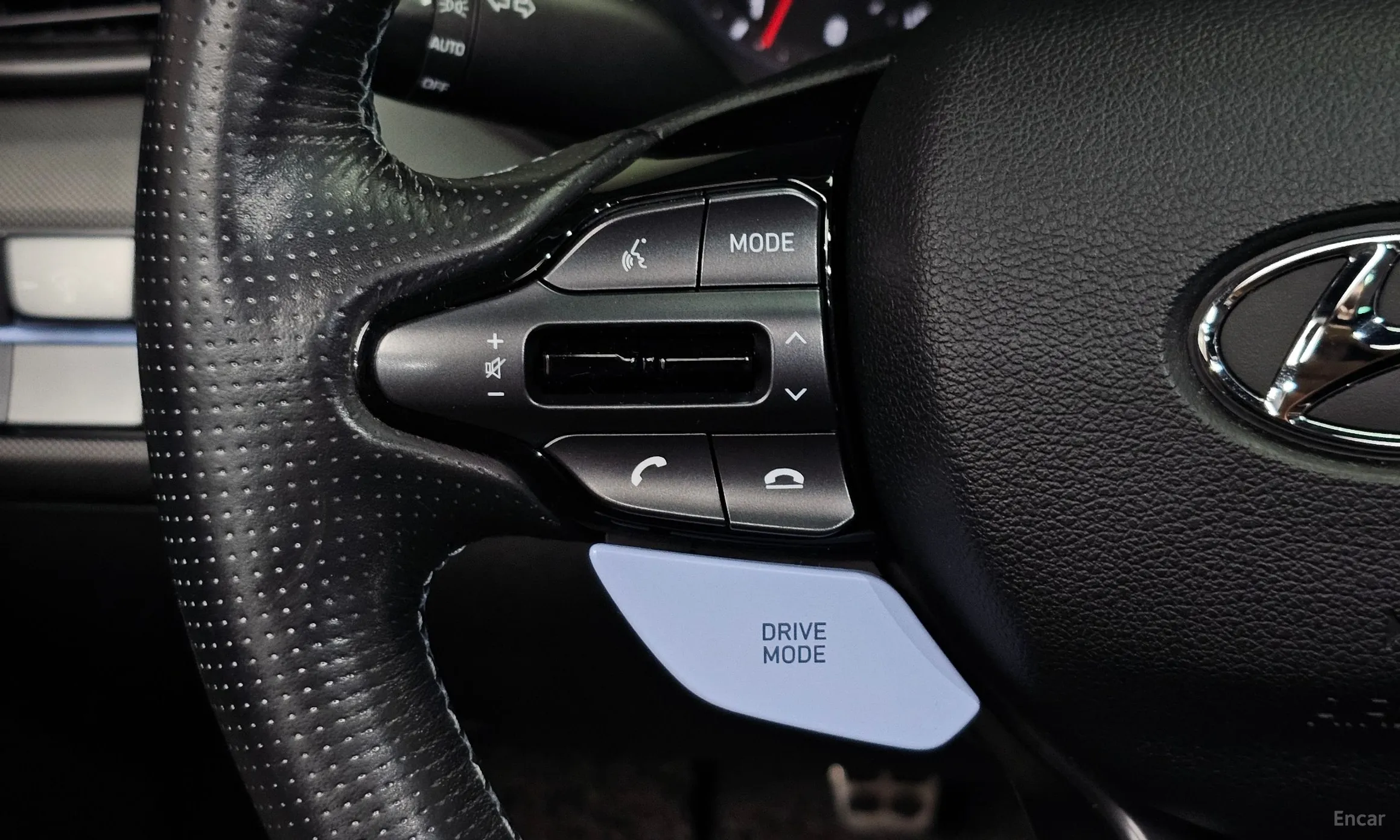 Hyundai Veloster (JS) превью 14