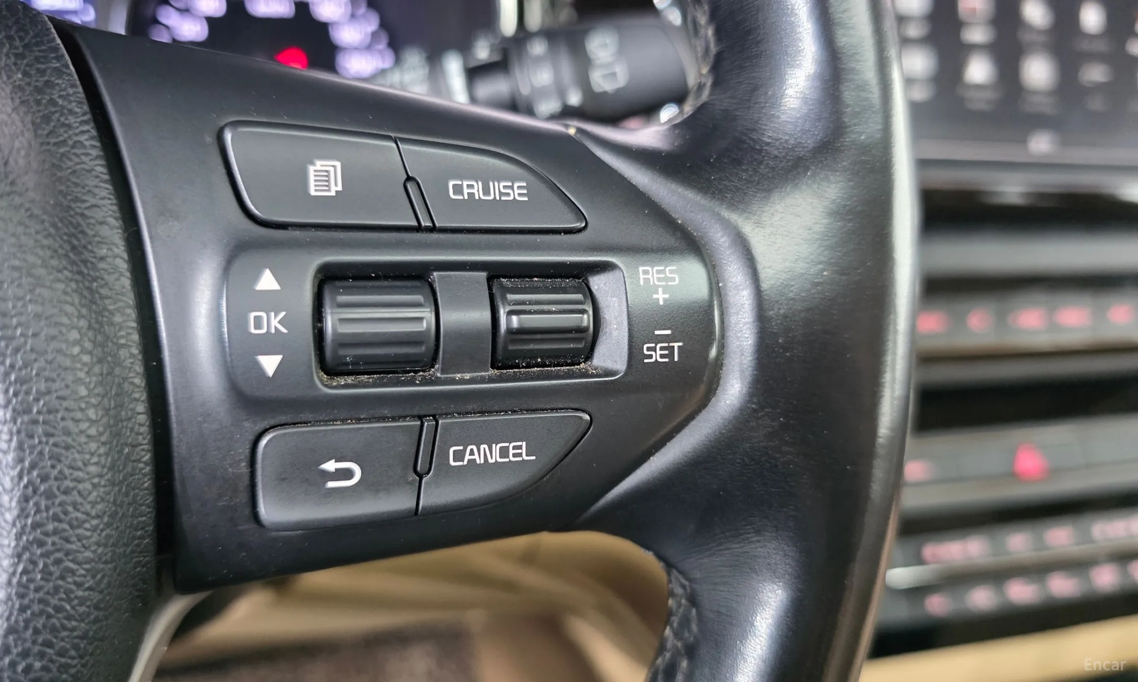 Kia Carnival превью 17