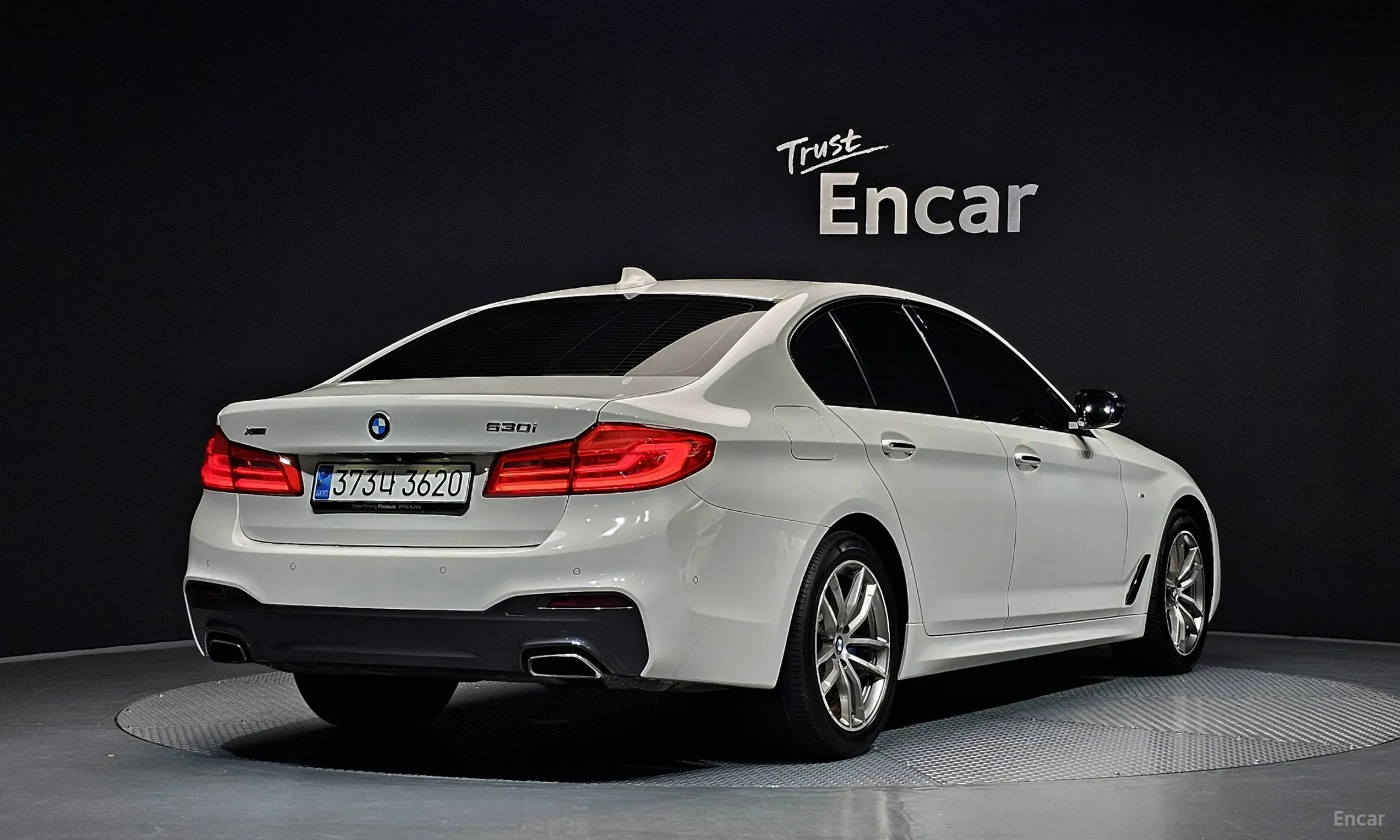 BMW 5 Series (G30)