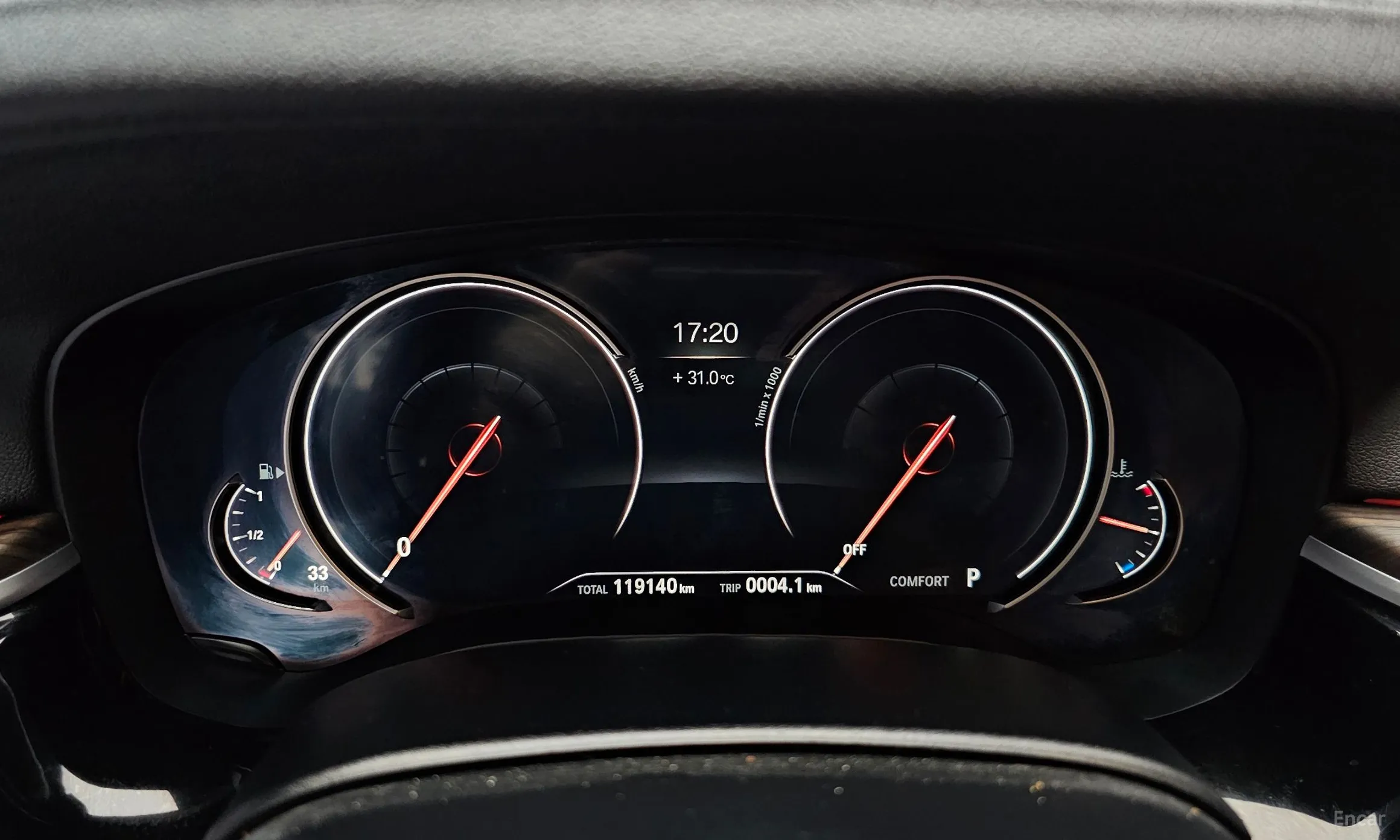 BMW 5 Series (G30) превью 8