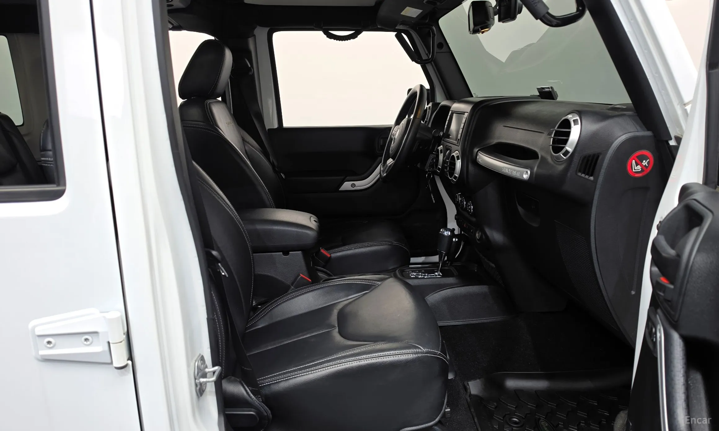 Jeep Wrangler (JK) превью 11