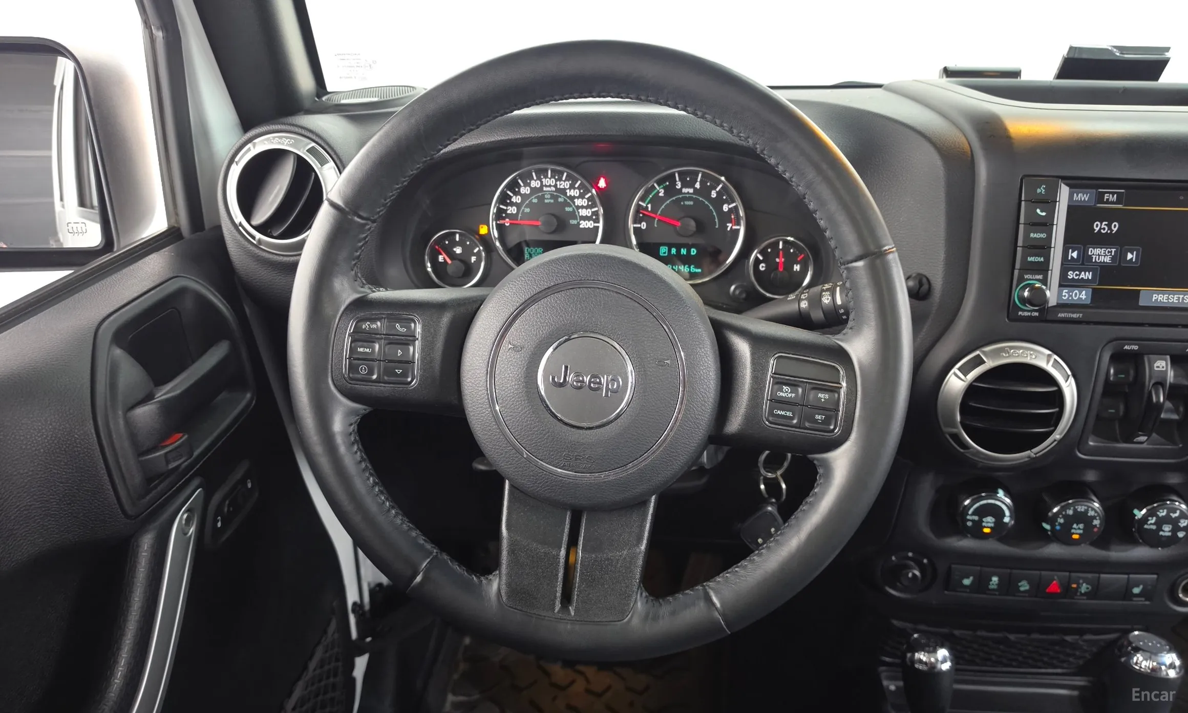 Jeep Wrangler (JK) превью 13