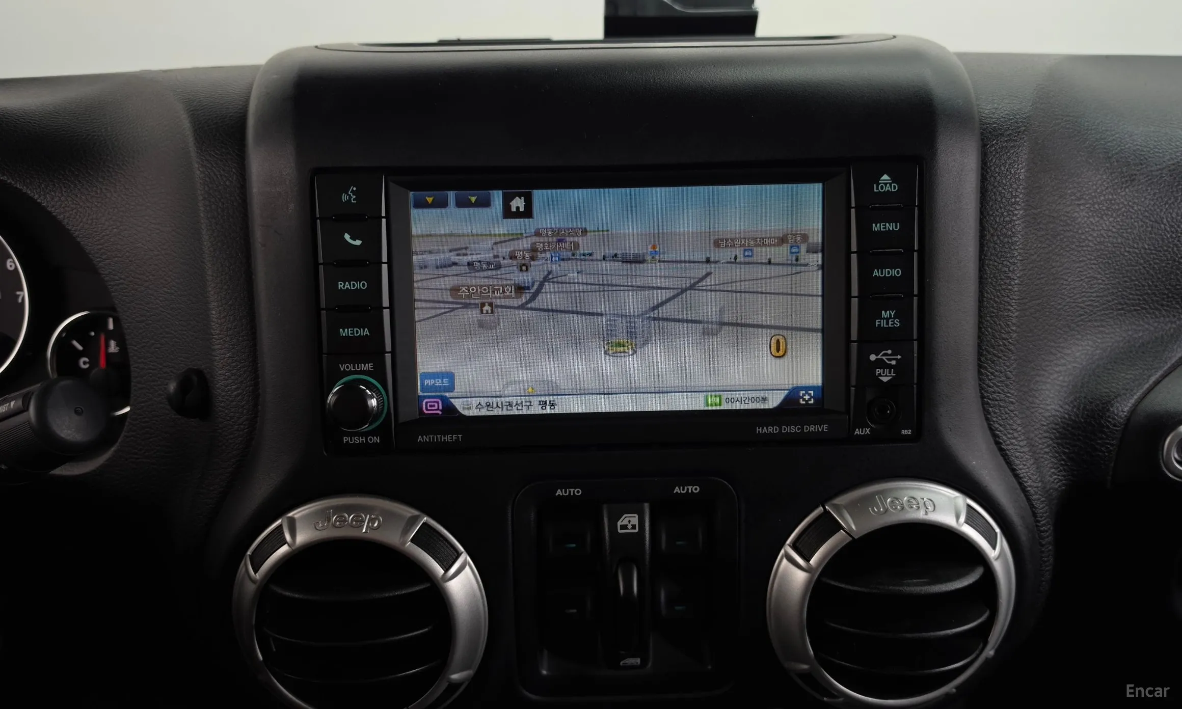 Jeep Wrangler (JK) превью 15