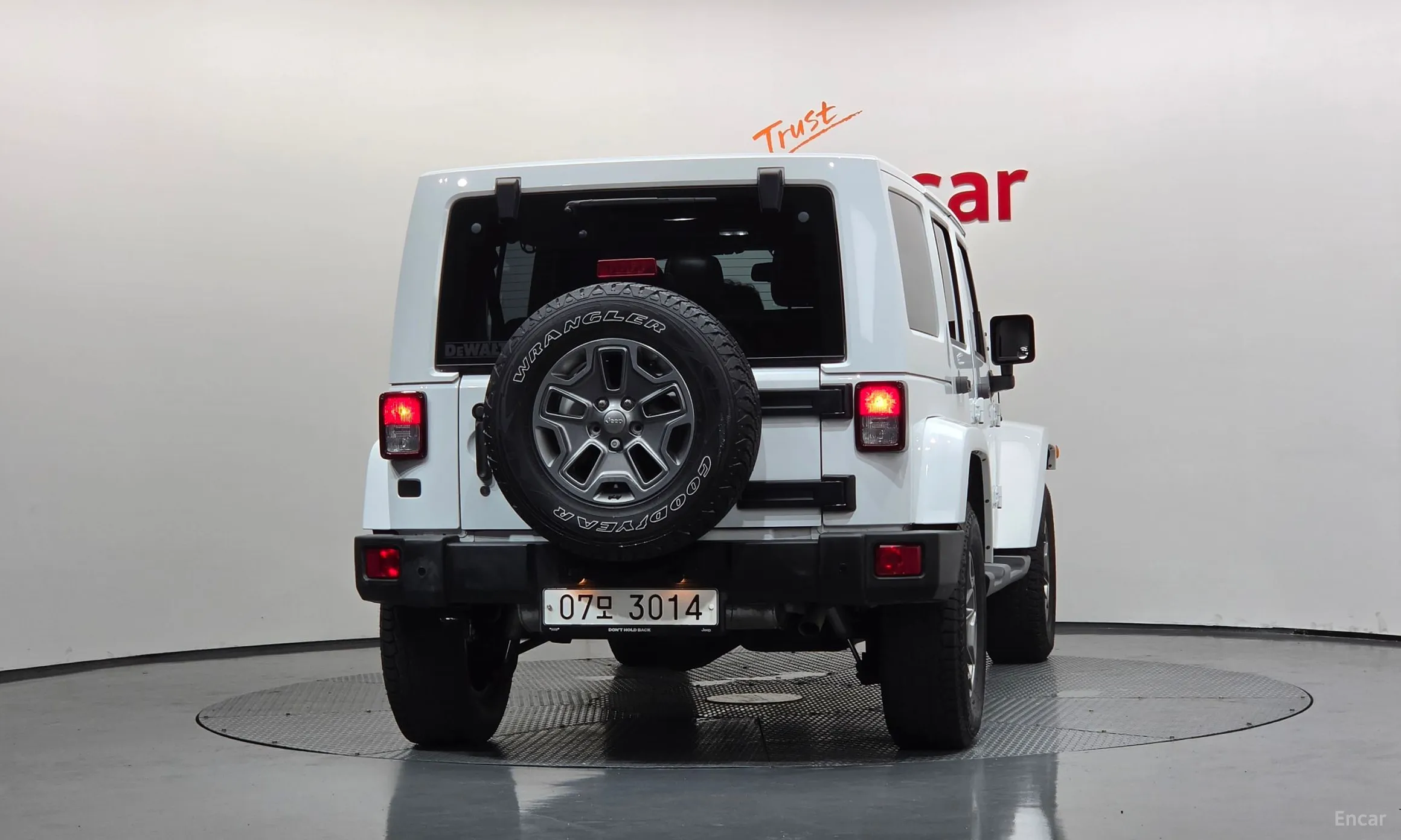 Jeep Wrangler (JK) превью 4