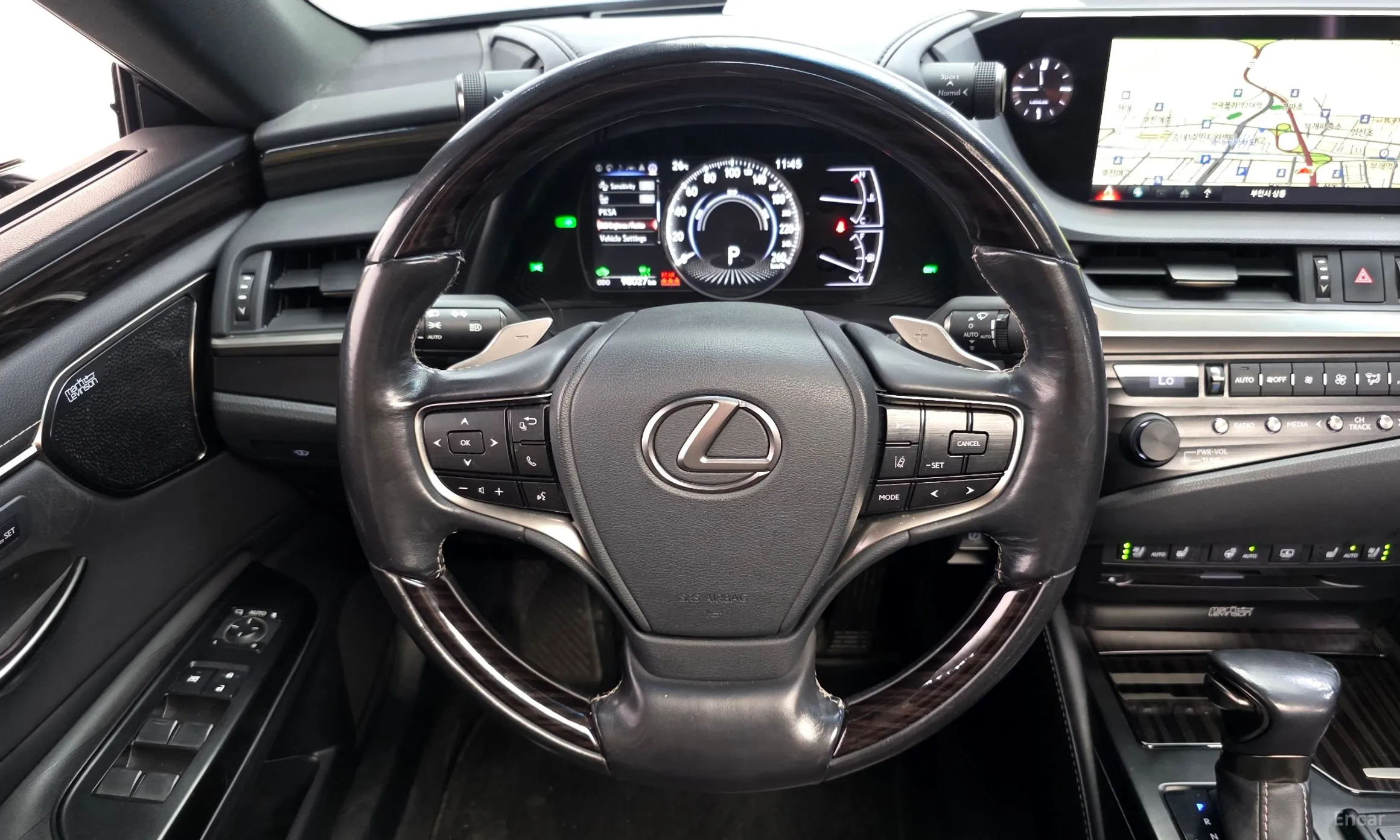 Lexus ES300h 7th Generation превью 13