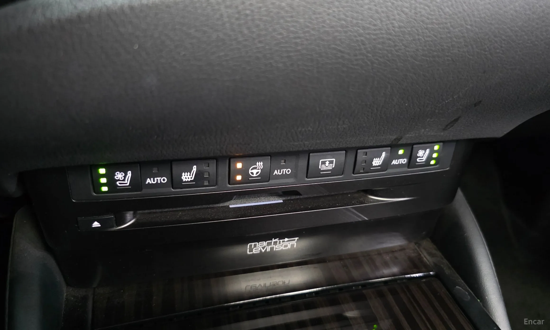 Lexus ES300h 7th Generation превью 15