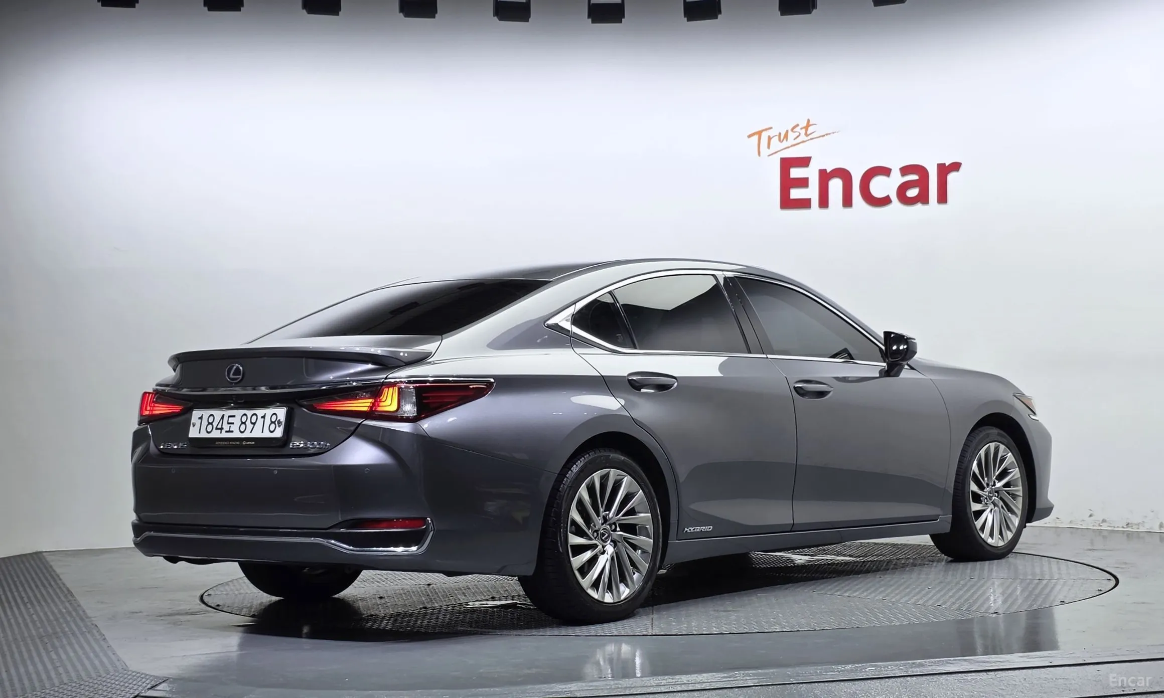 Lexus ES300h 7th Generation