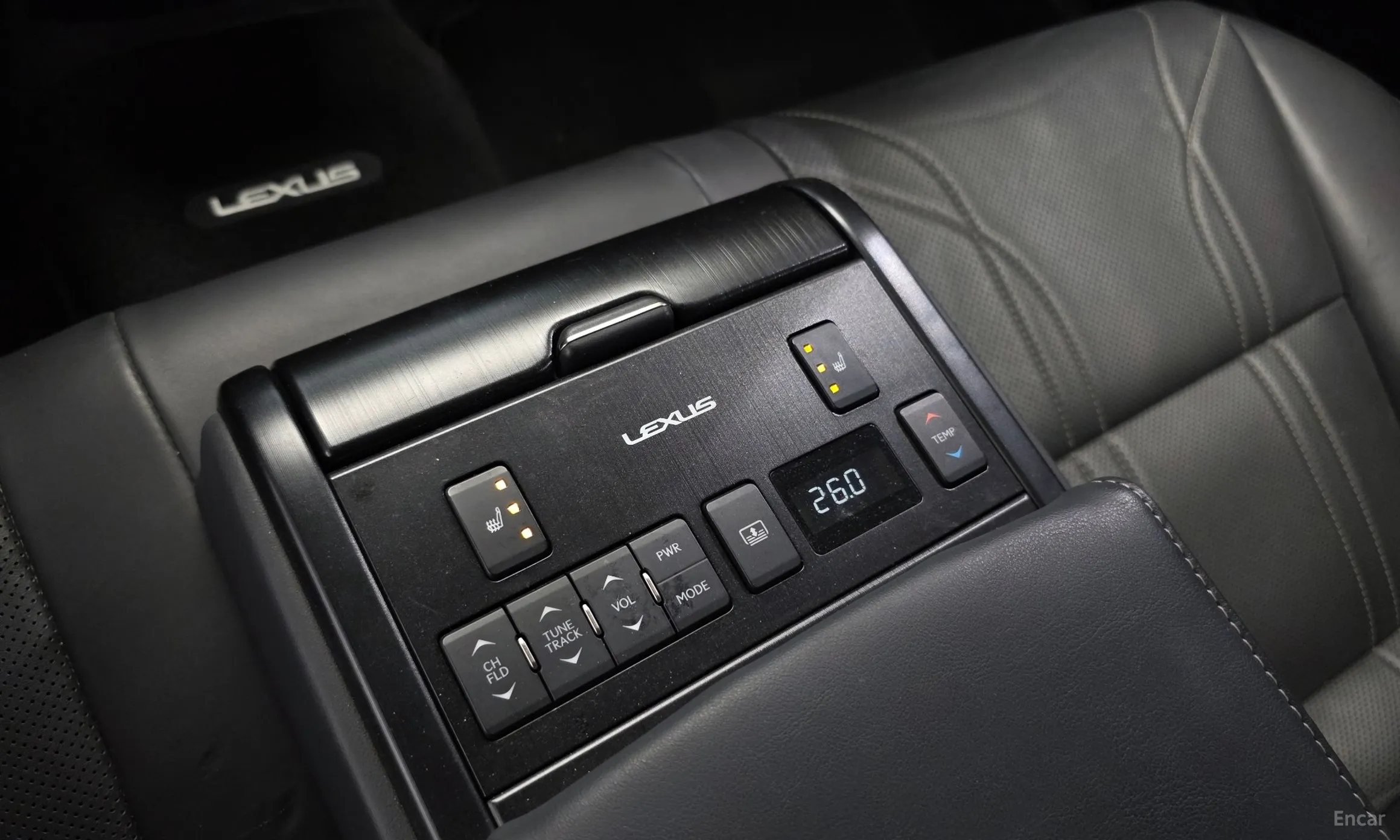 Lexus ES300h 7th Generation превью 18