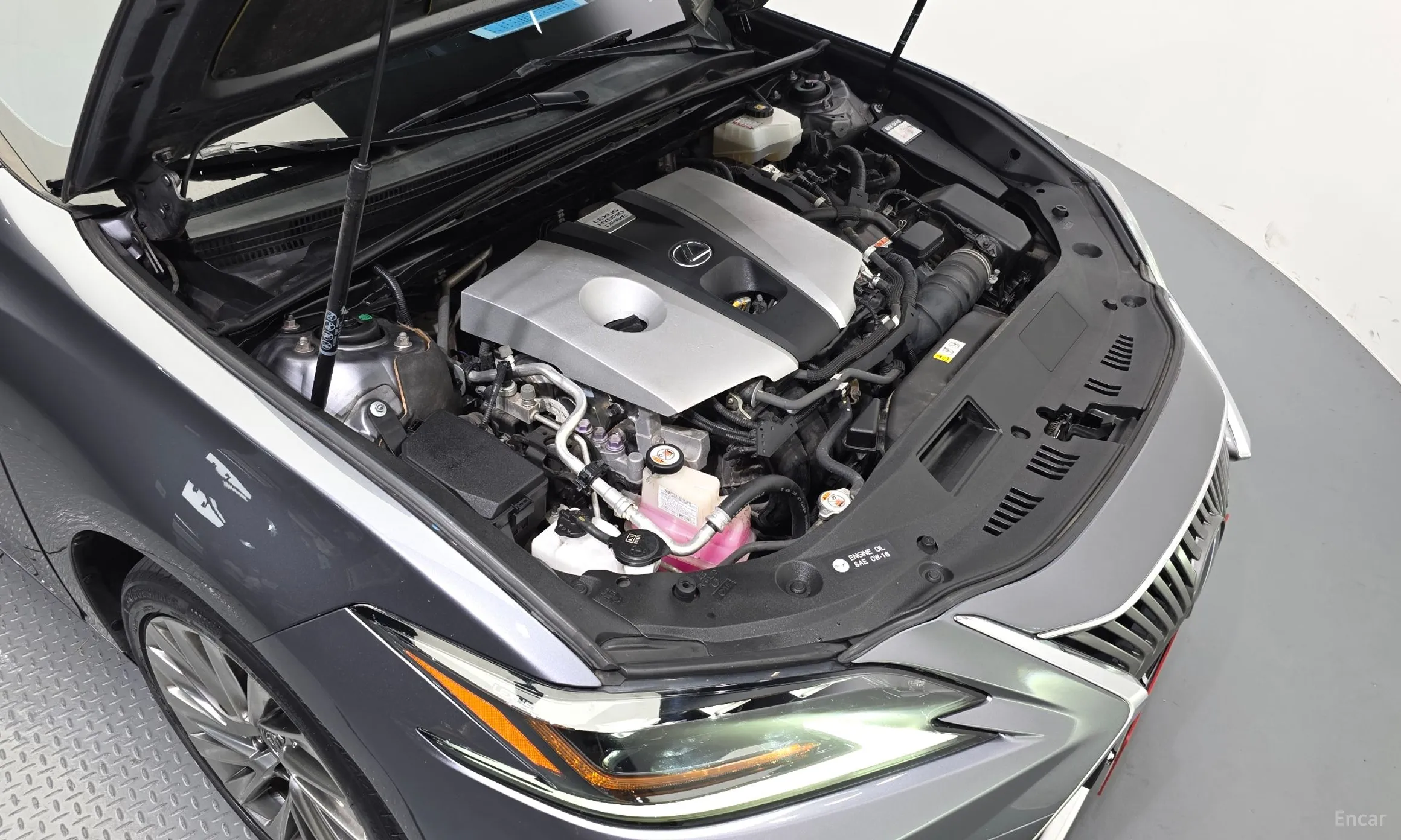 Lexus ES300h 7th Generation превью 6