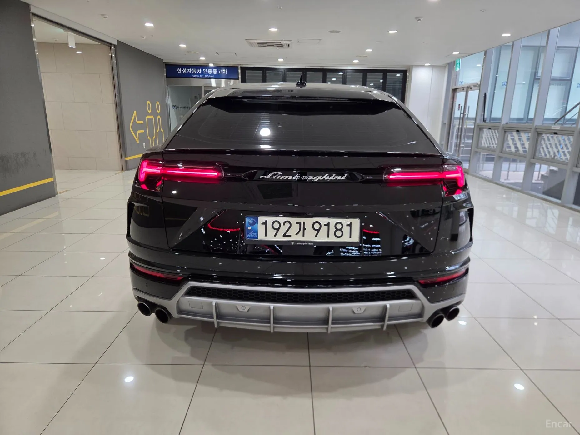 Lamborghini Urus превью 4