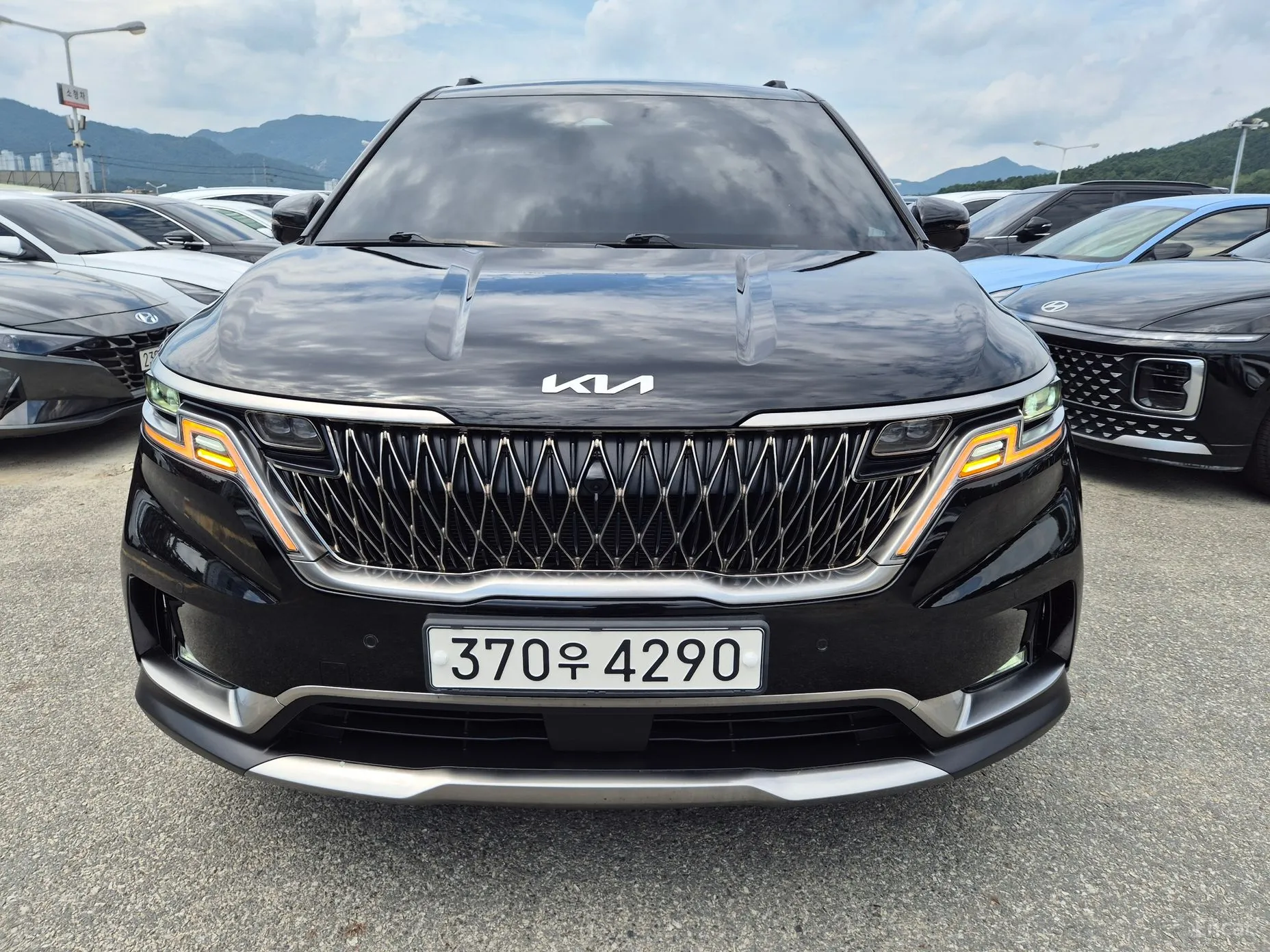Kia Carnival Gen 4