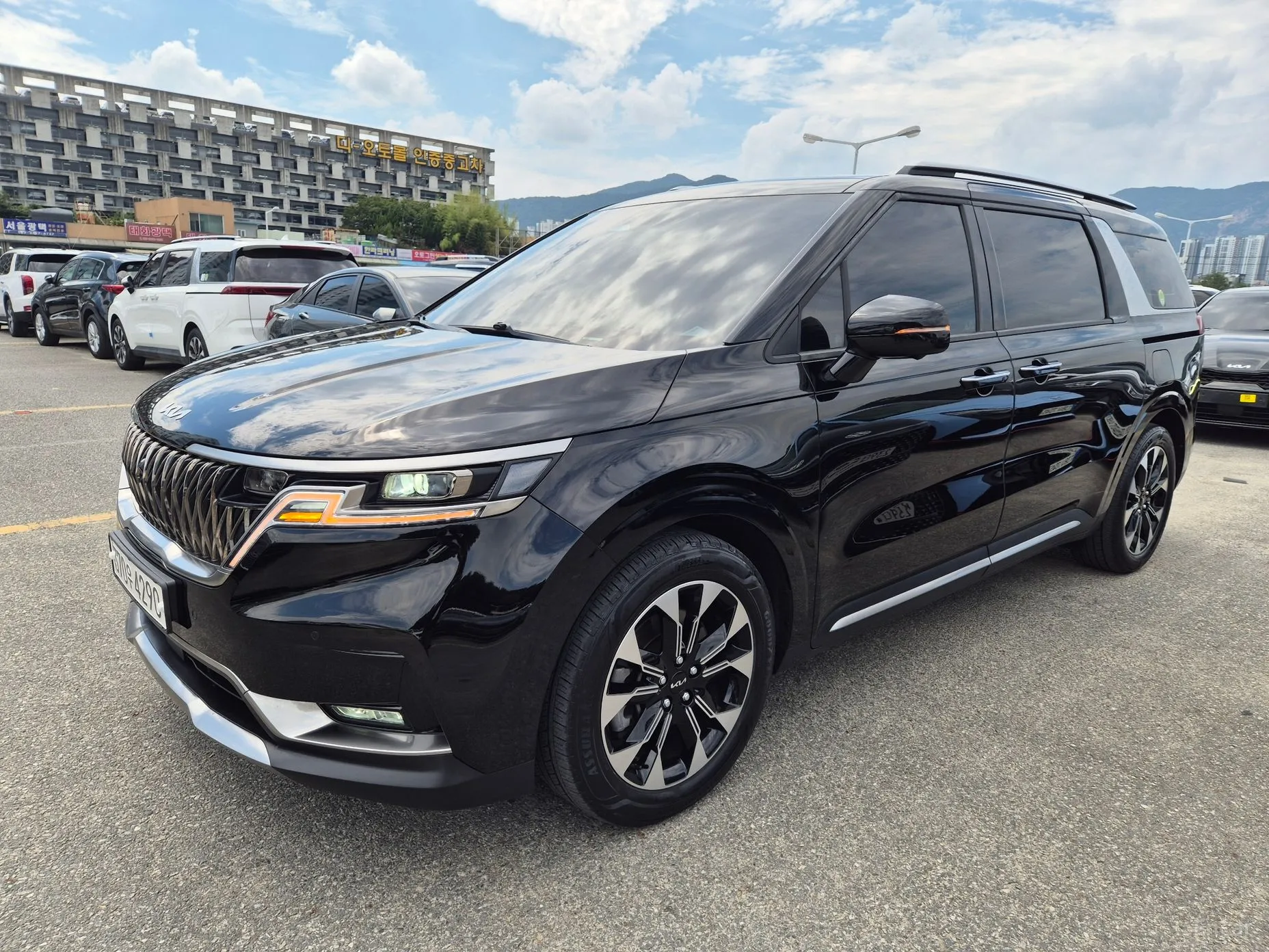 Kia Carnival Gen 4