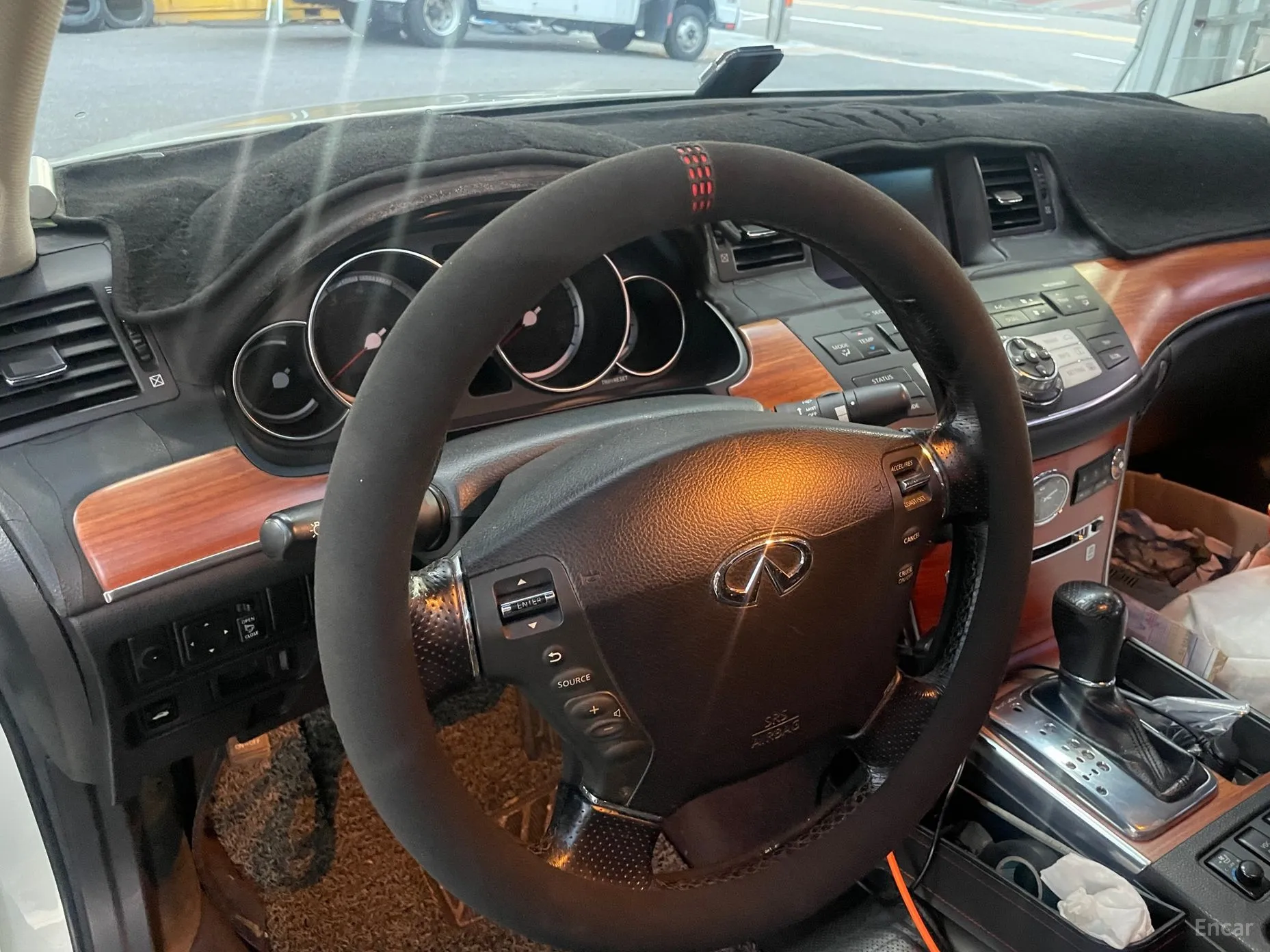 Infiniti M45 превью 13
