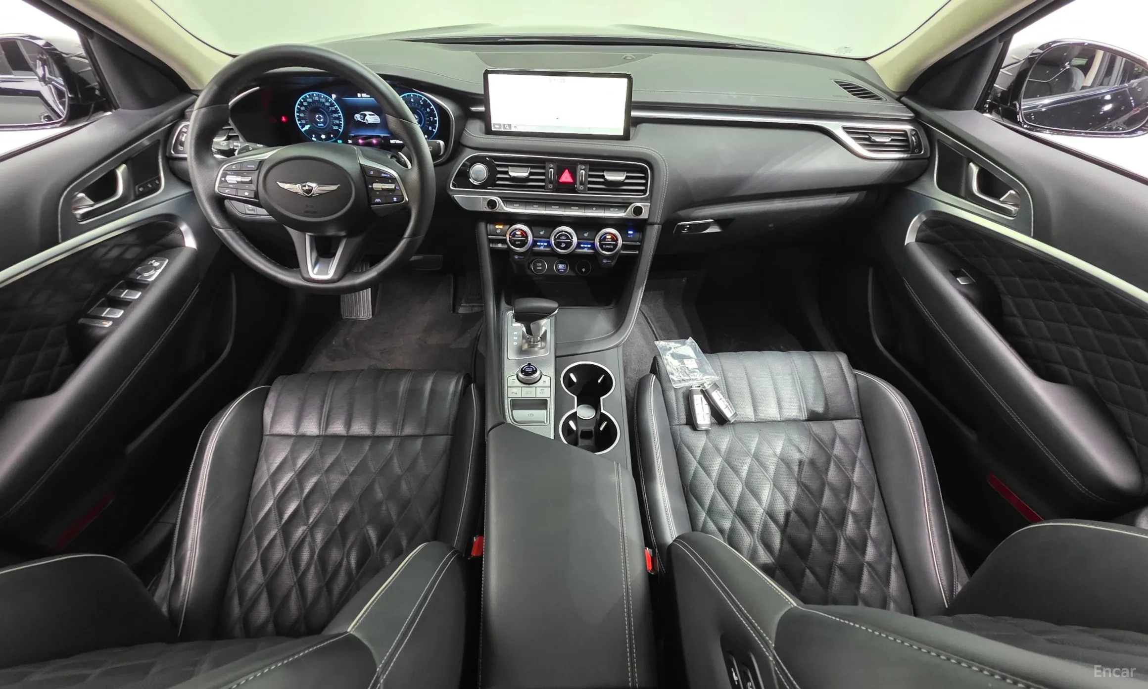 Genesis G70 превью 7