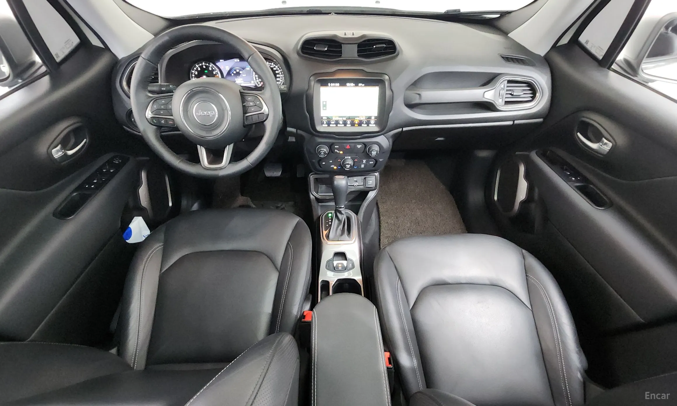 Jeep Renegade превью 7