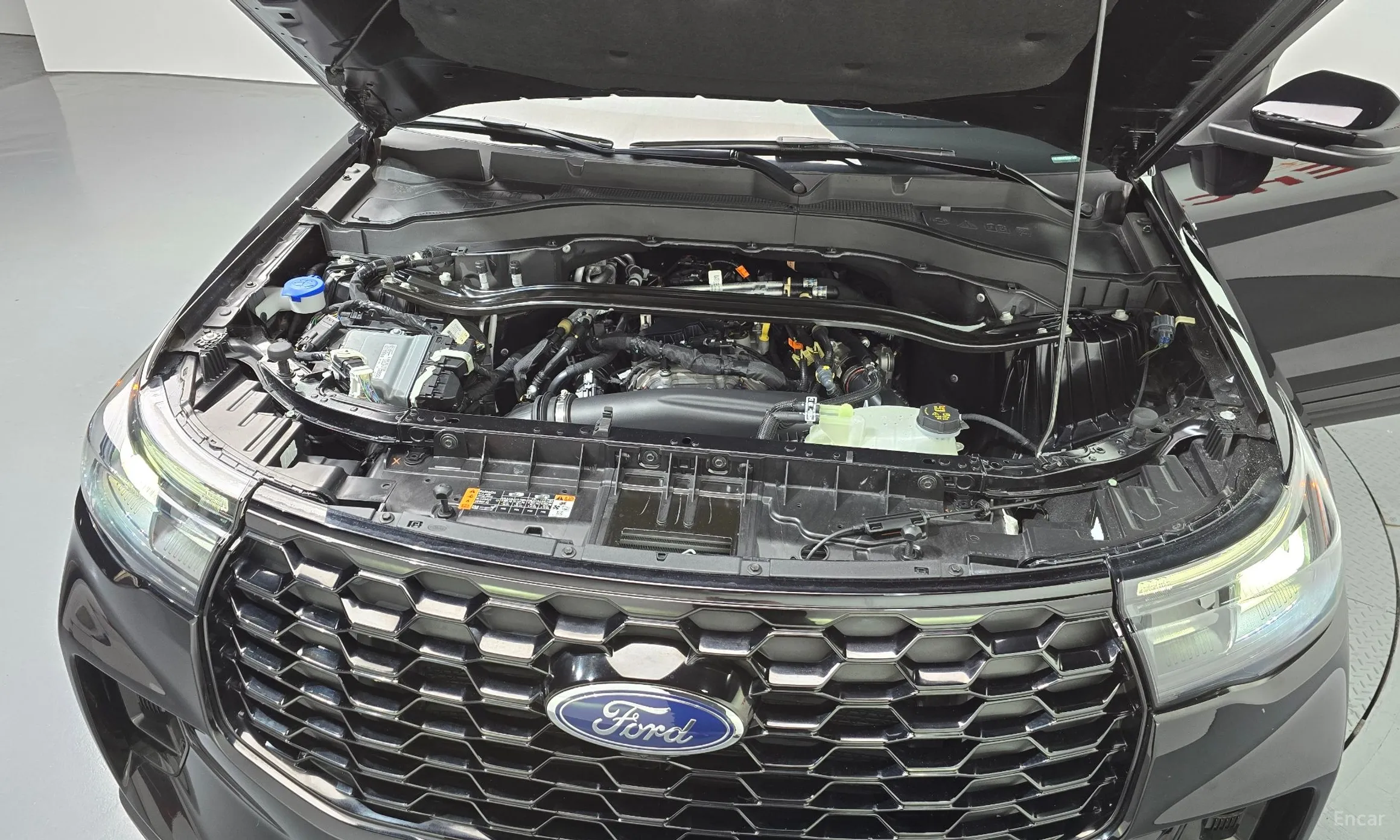 Ford Explorer 6th Generation превью 6