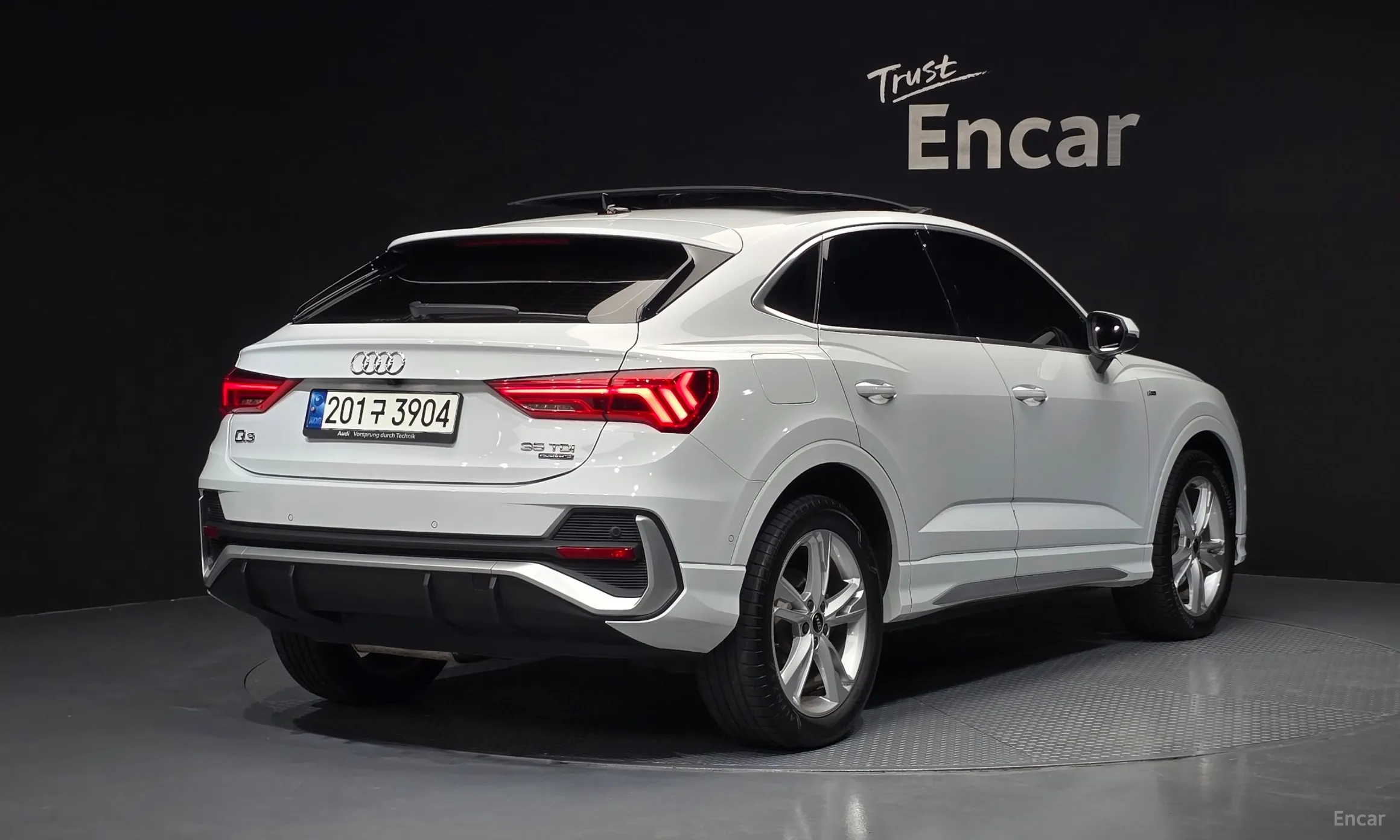 Audi Q3 (F3) превью 2