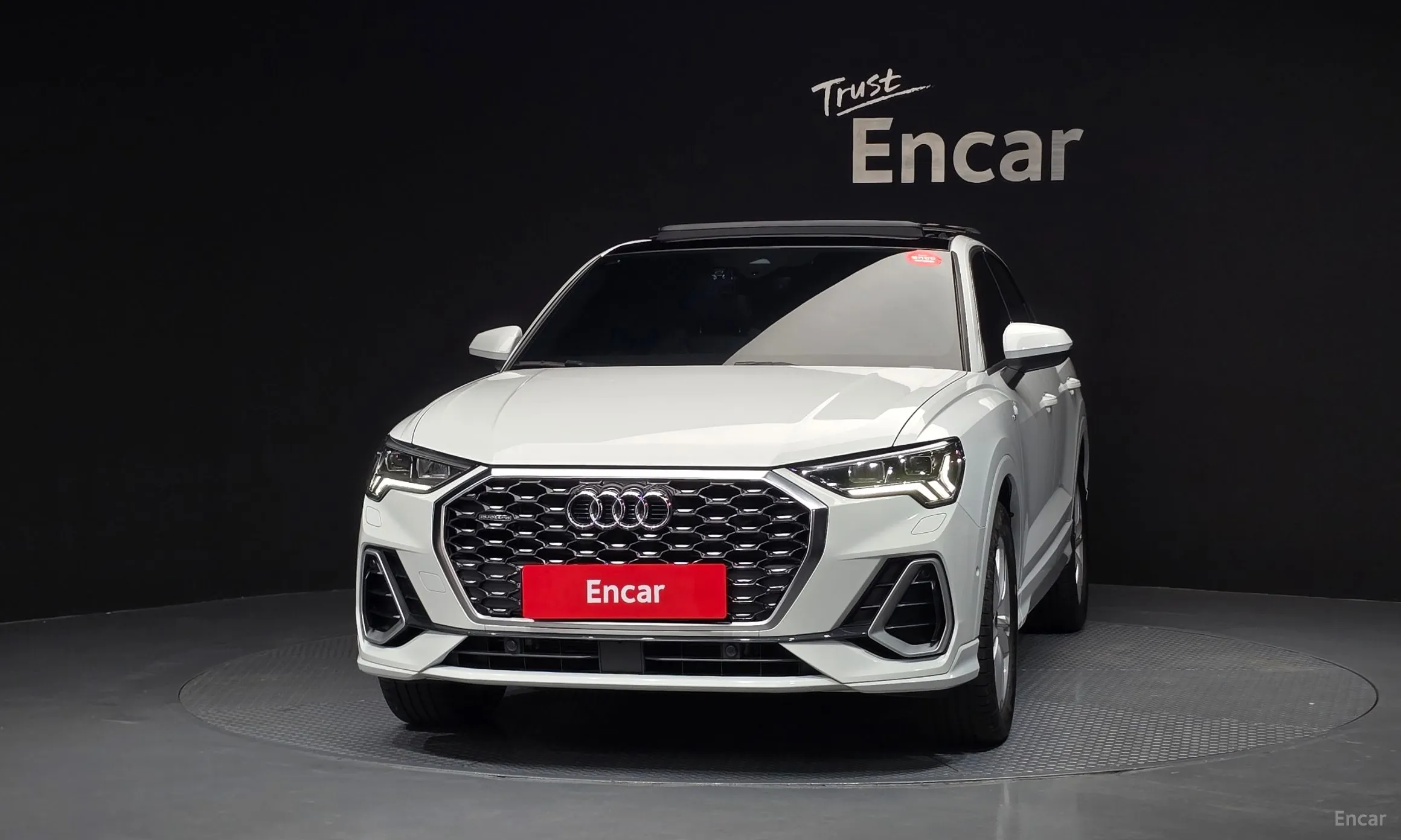 Audi Q3 (F3) превью 3