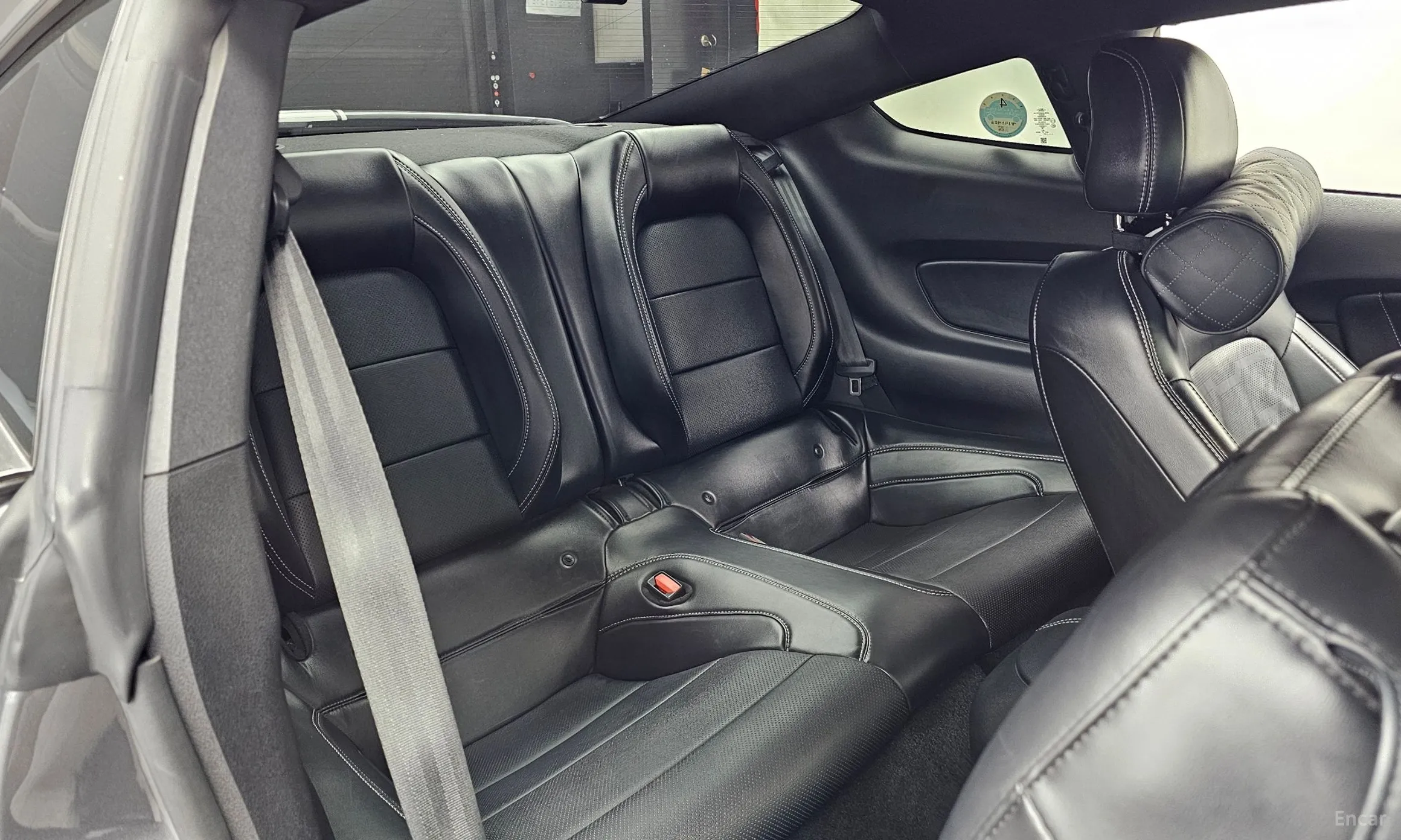 Ford Mustang превью 11