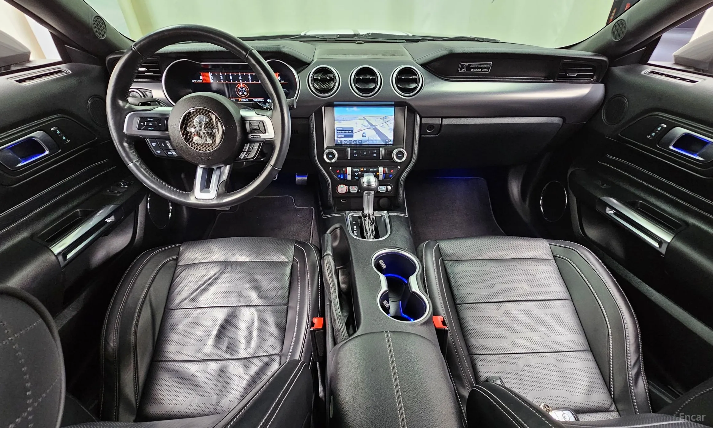 Ford Mustang превью 7