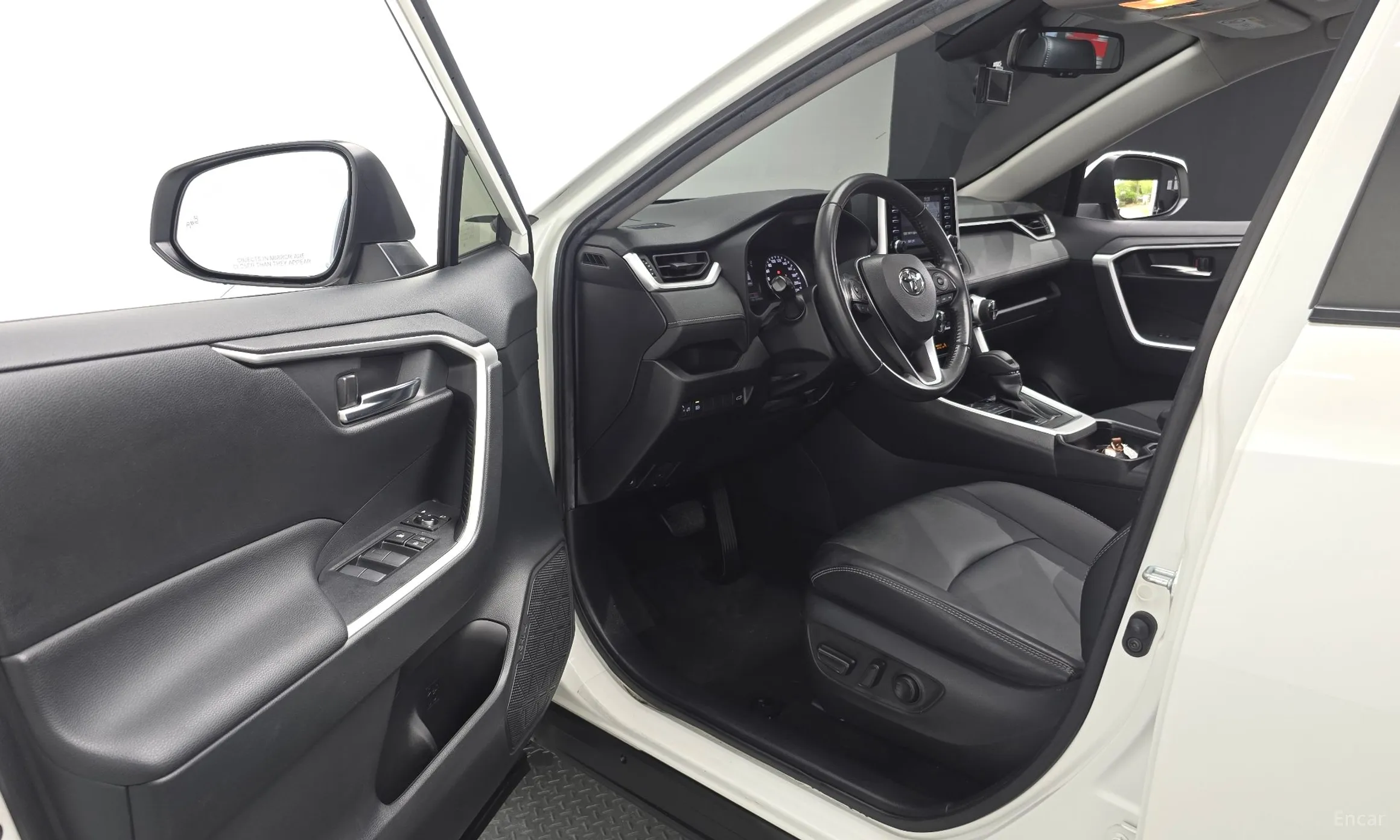 Toyota RAV4 5th Generation превью 10