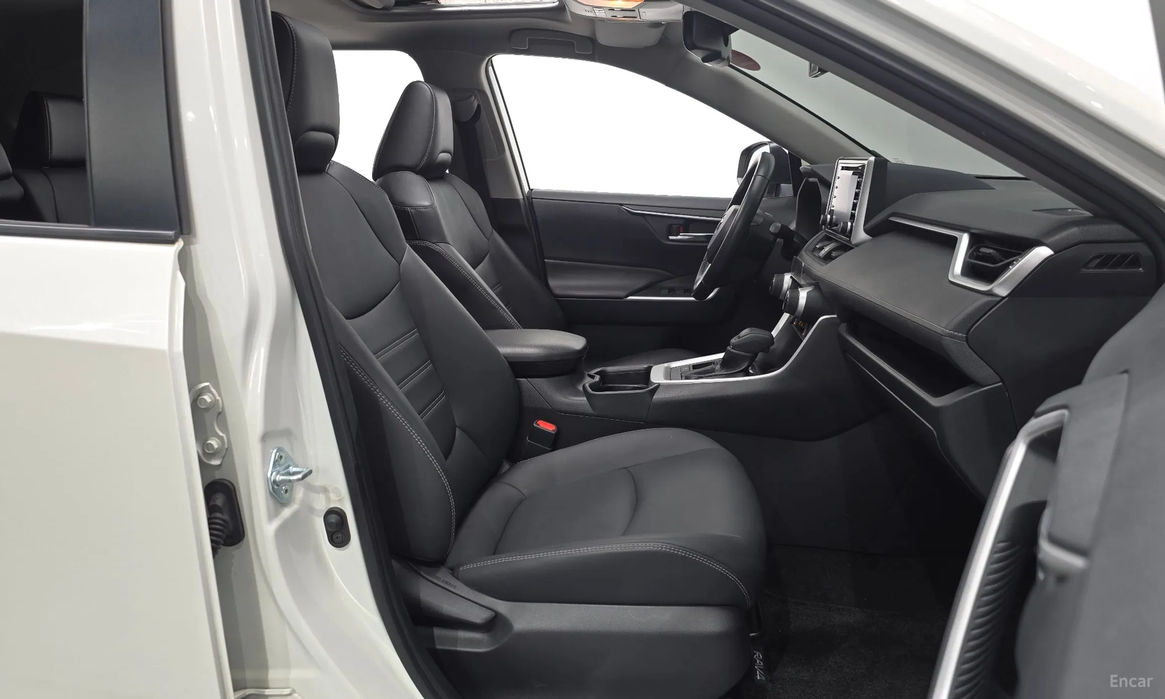 Toyota RAV4 5th Generation превью 11