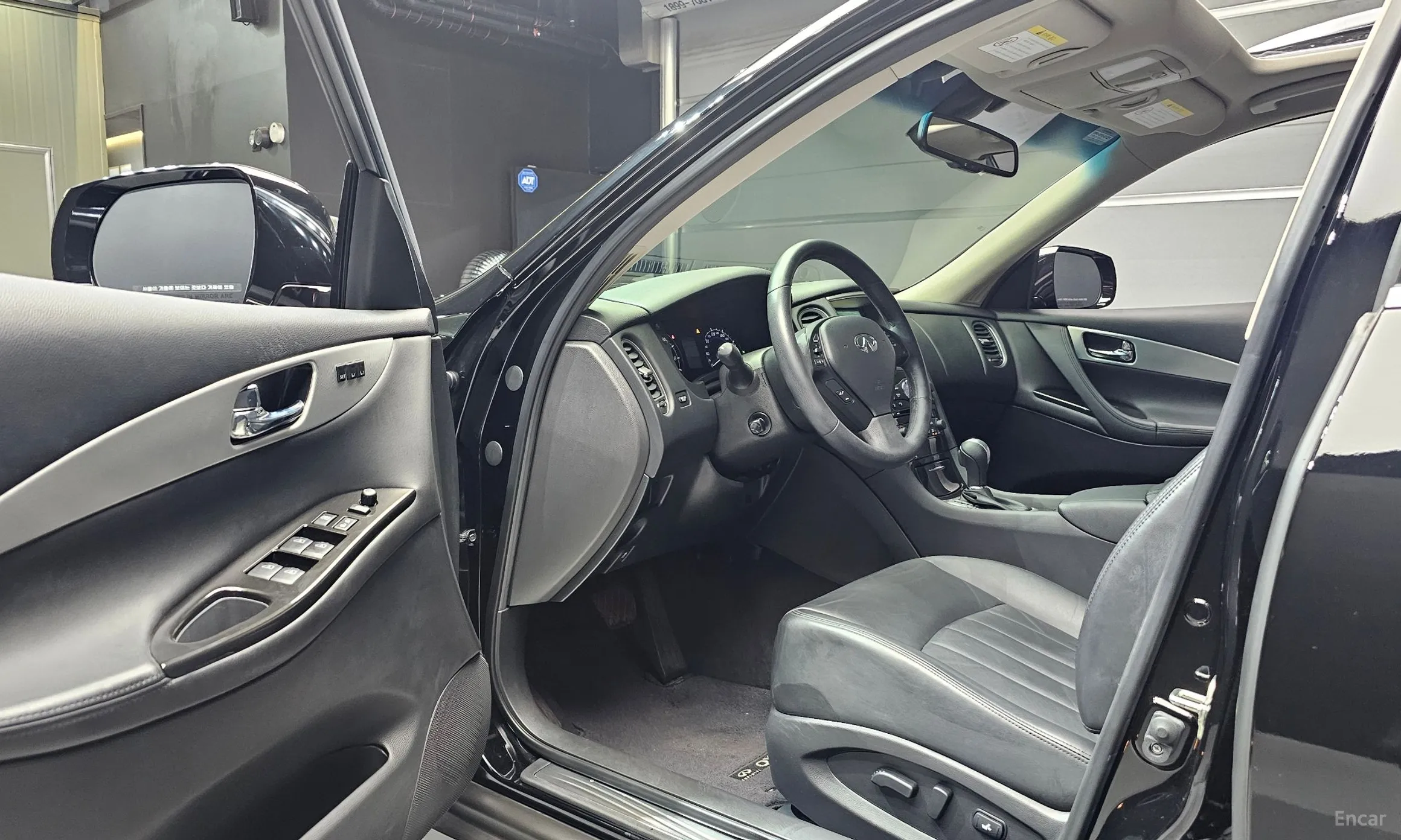 Infiniti QX50 превью 10