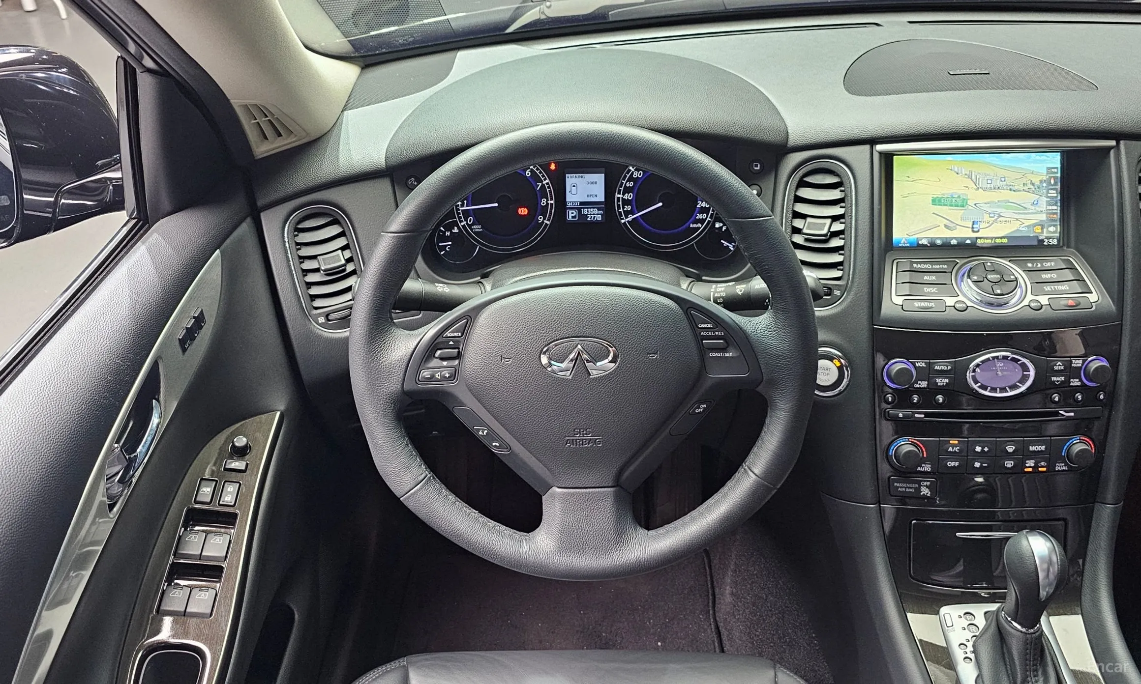 Infiniti QX50 превью 13