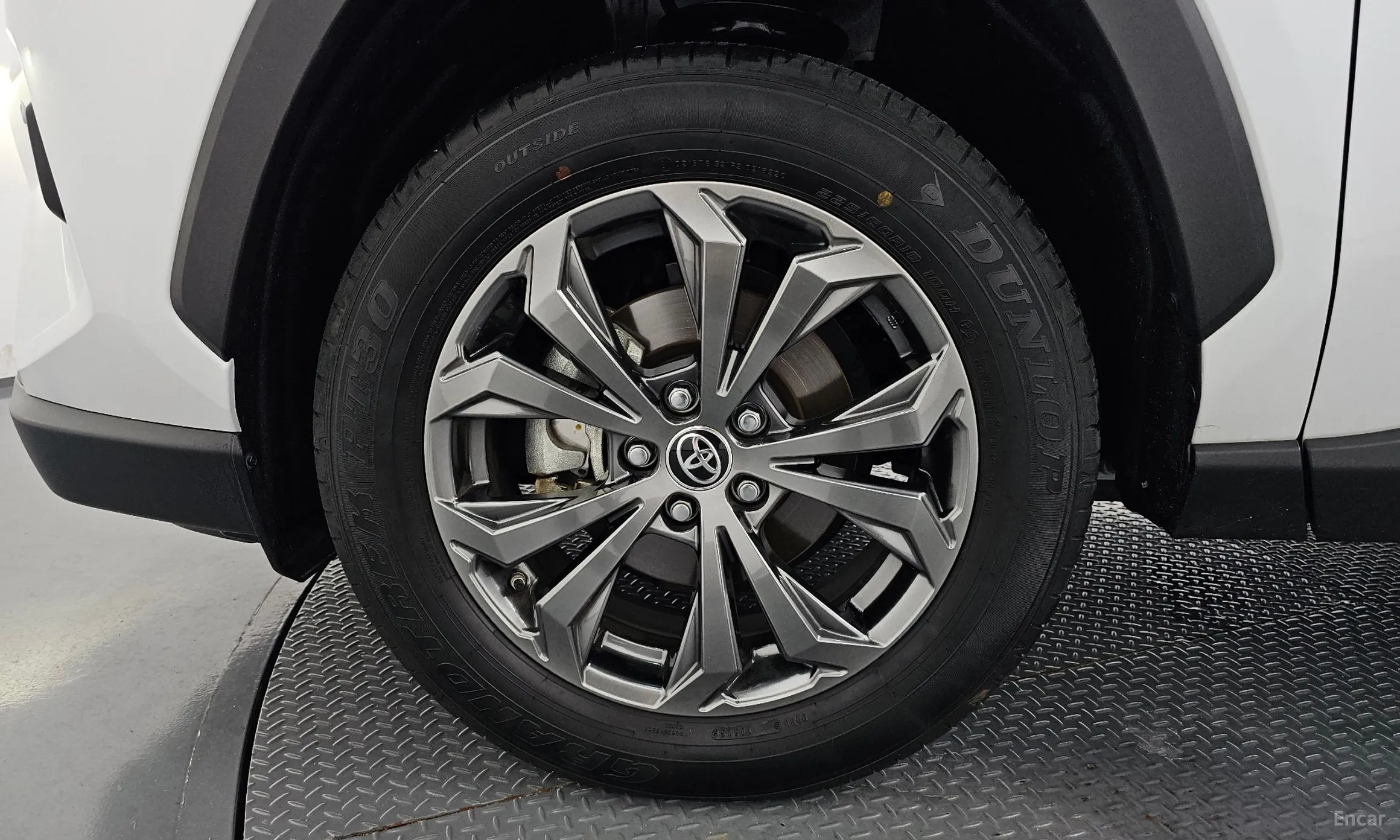 Toyota RAV4 5th Generation превью 5