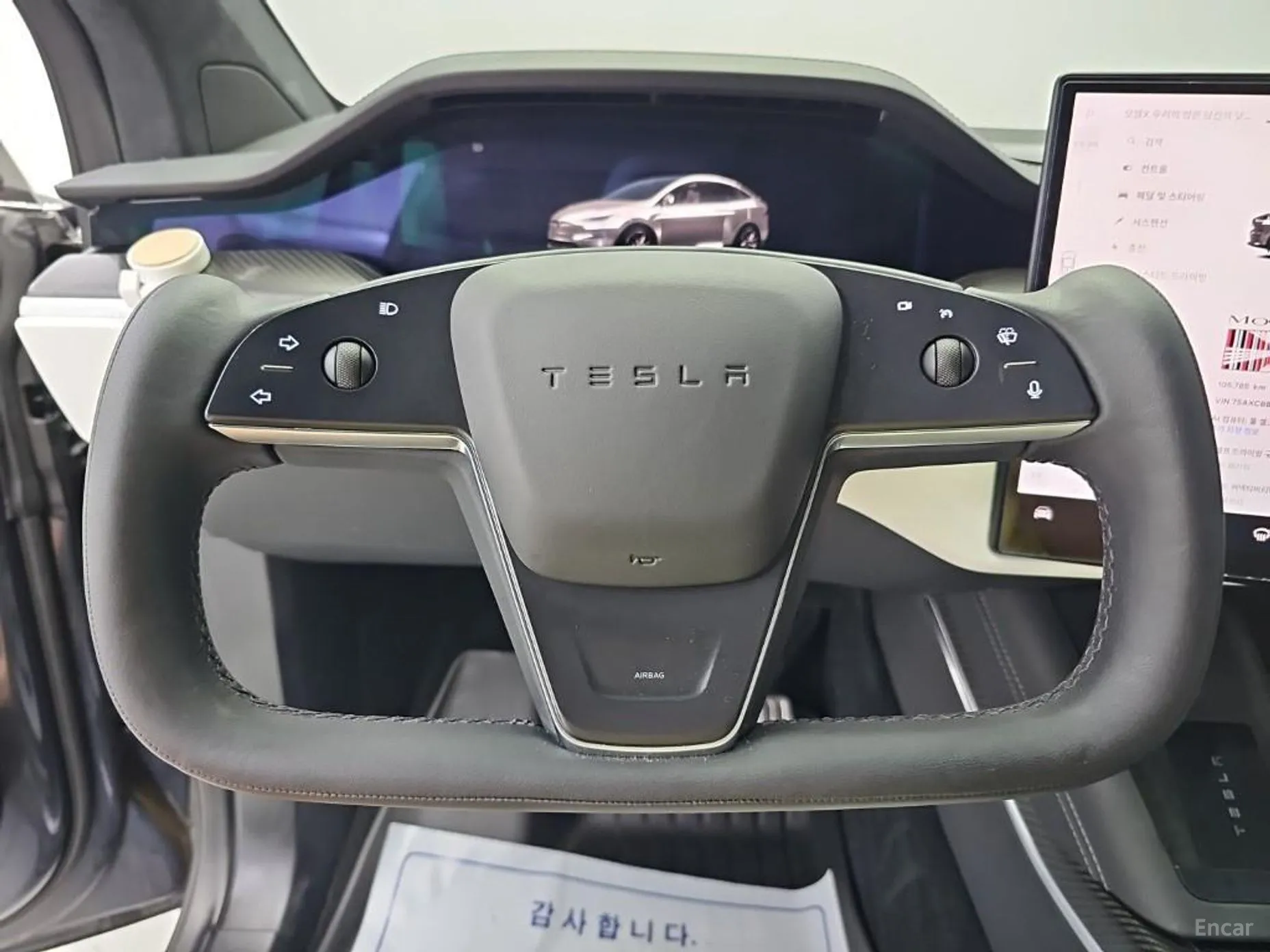 Tesla Model X превью 8