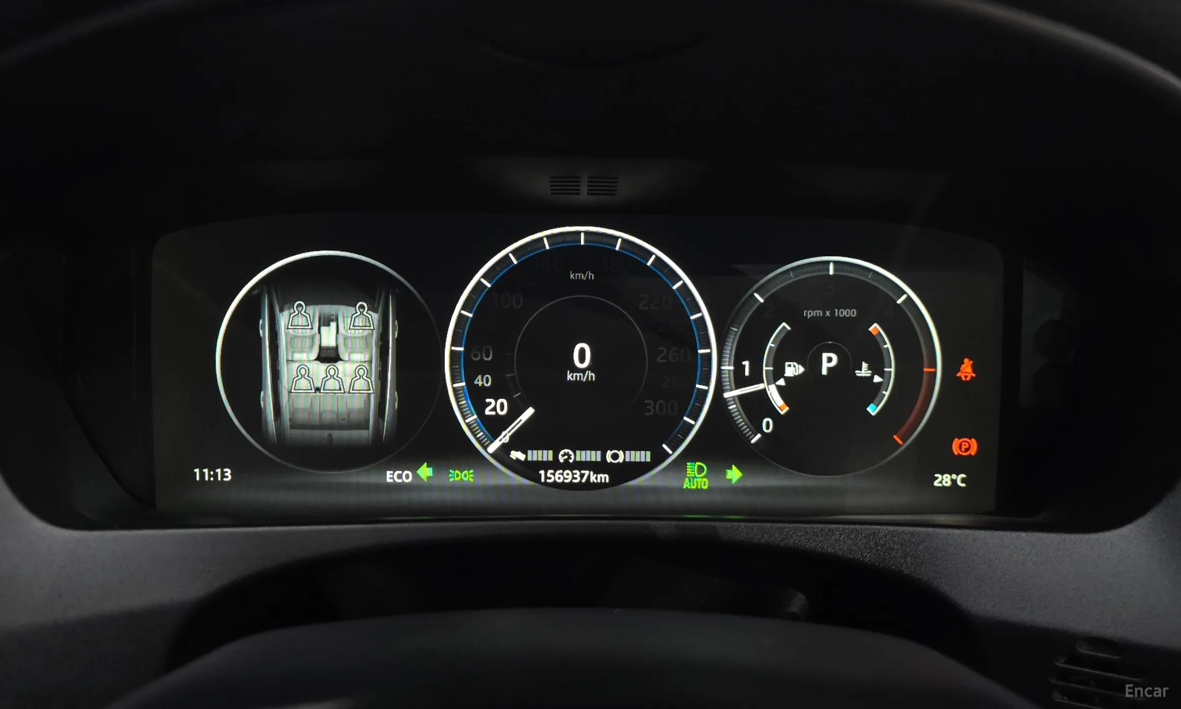 Jaguar F-PACE превью 8